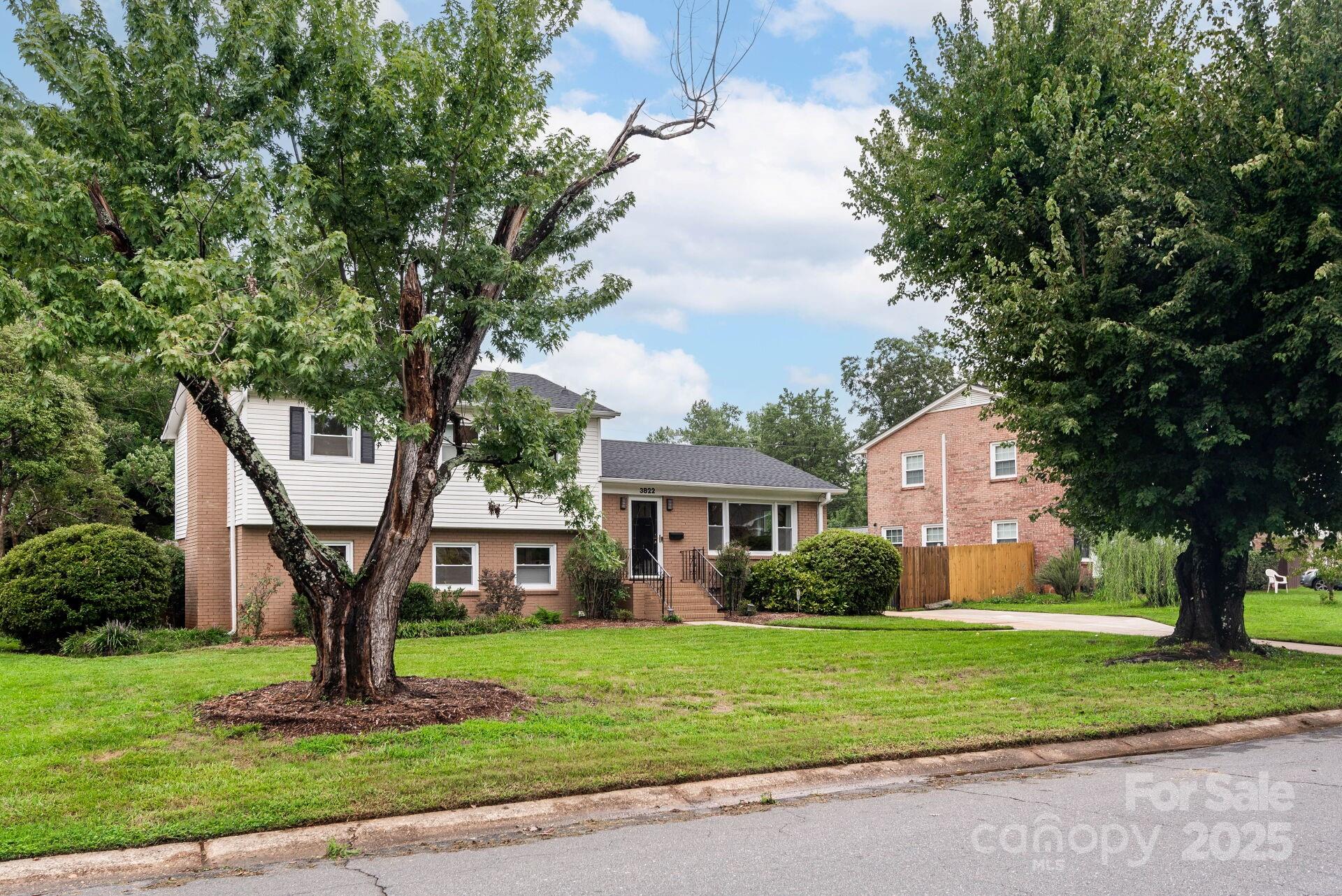 3822 Havenwood Road