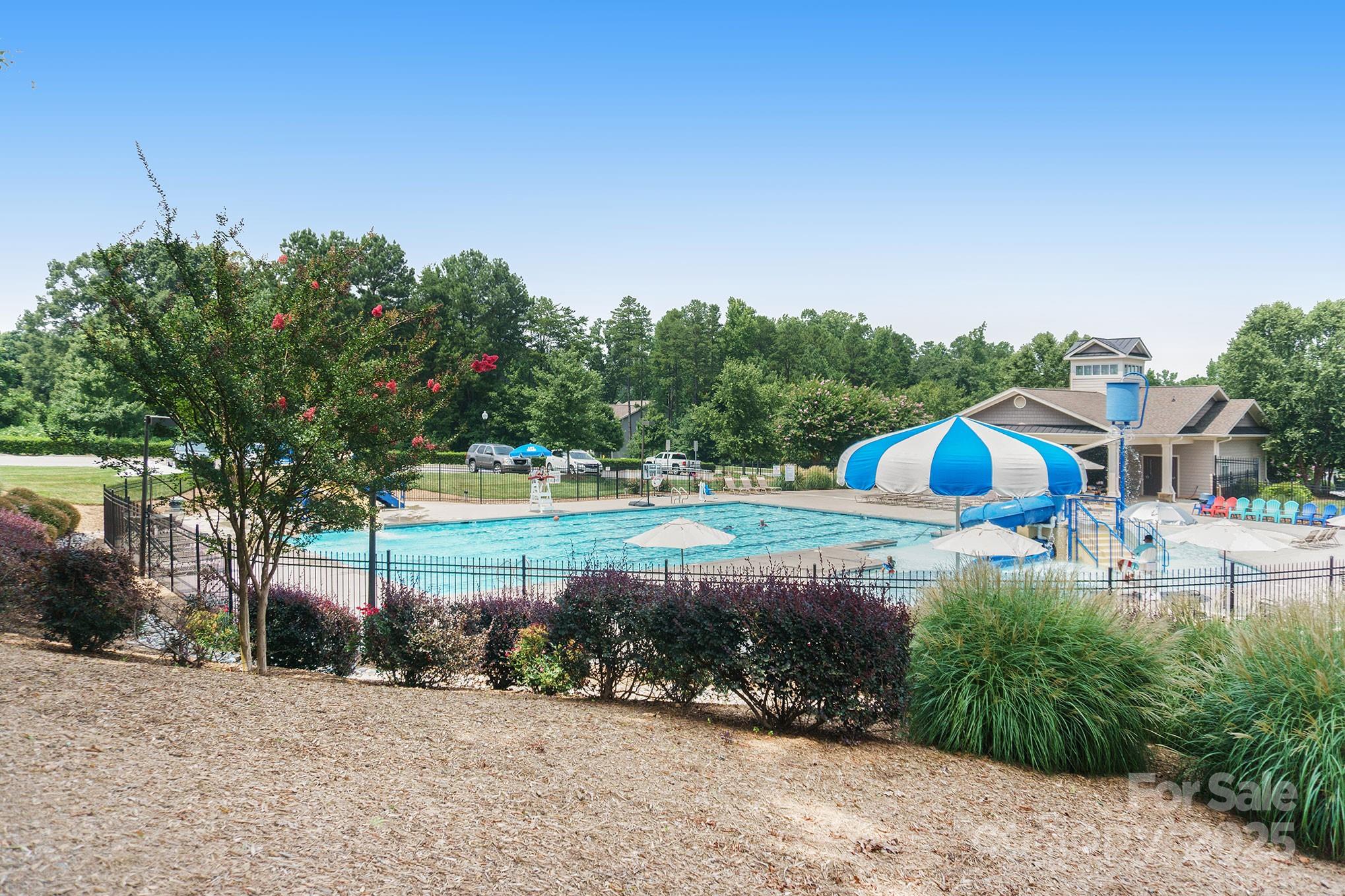 10885 River Oaks Drive NW