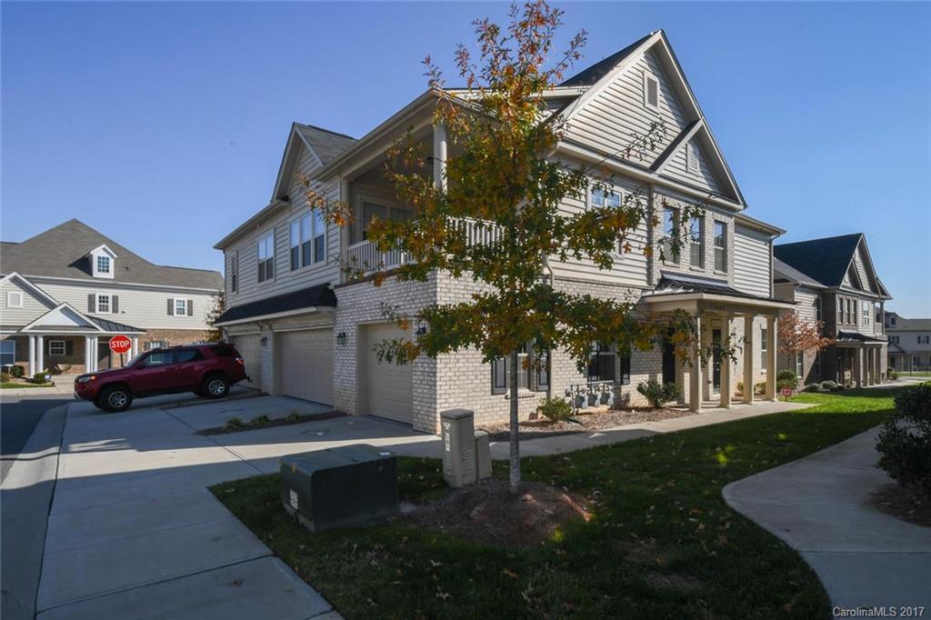 Riviera - Residential