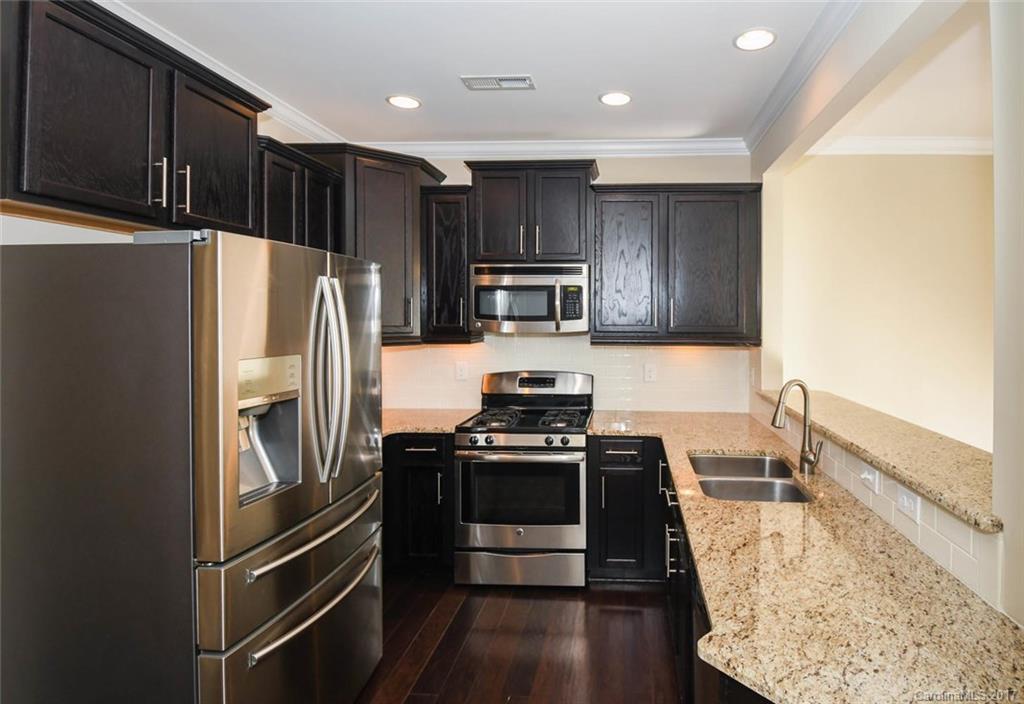 Riviera - Residential