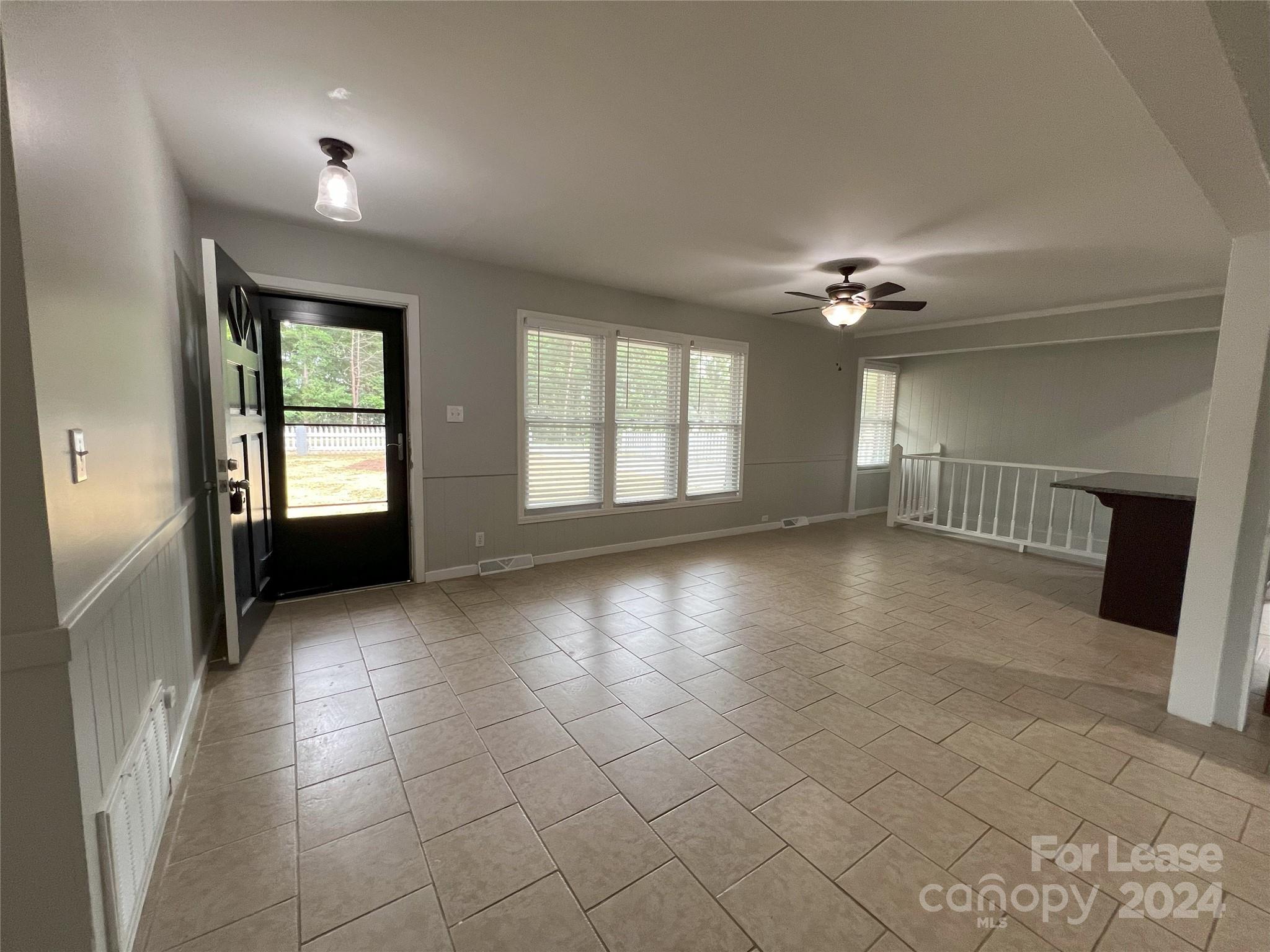 River Lure - Residential Lease