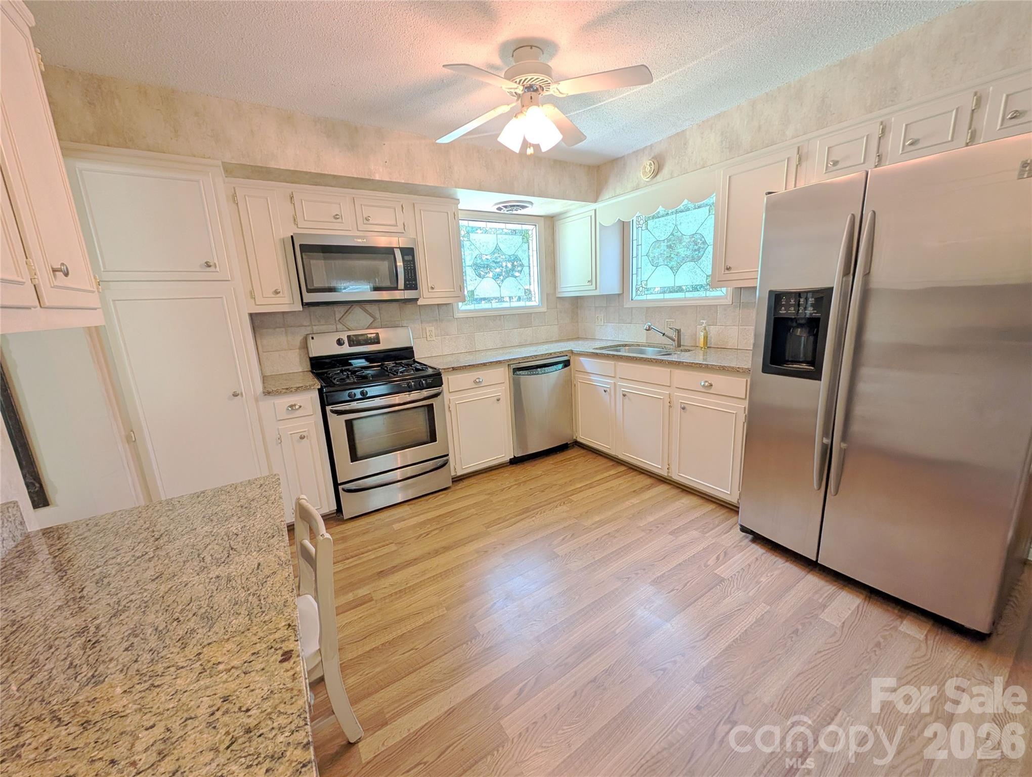 2 Lynwood Circle