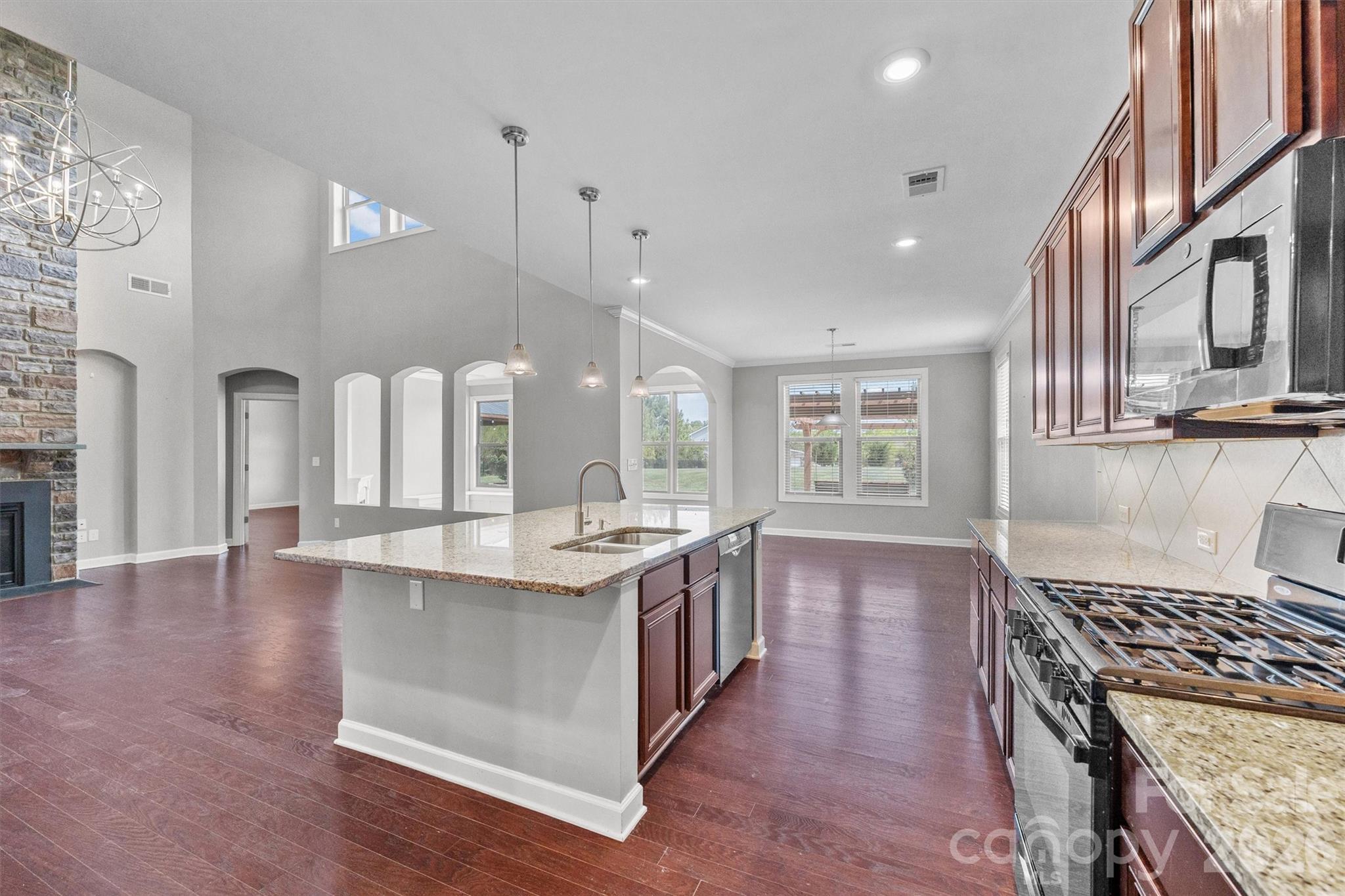 Candella - Residential