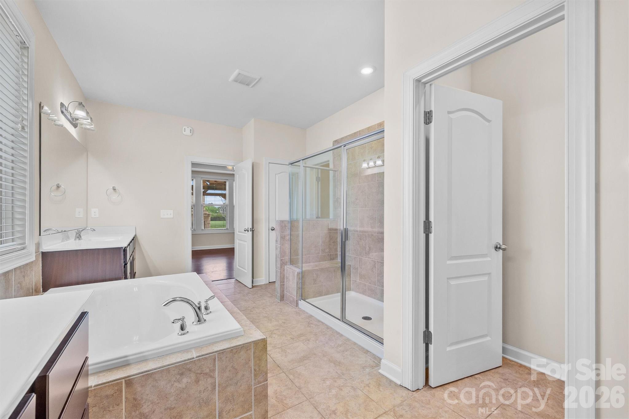 Candella - Residential