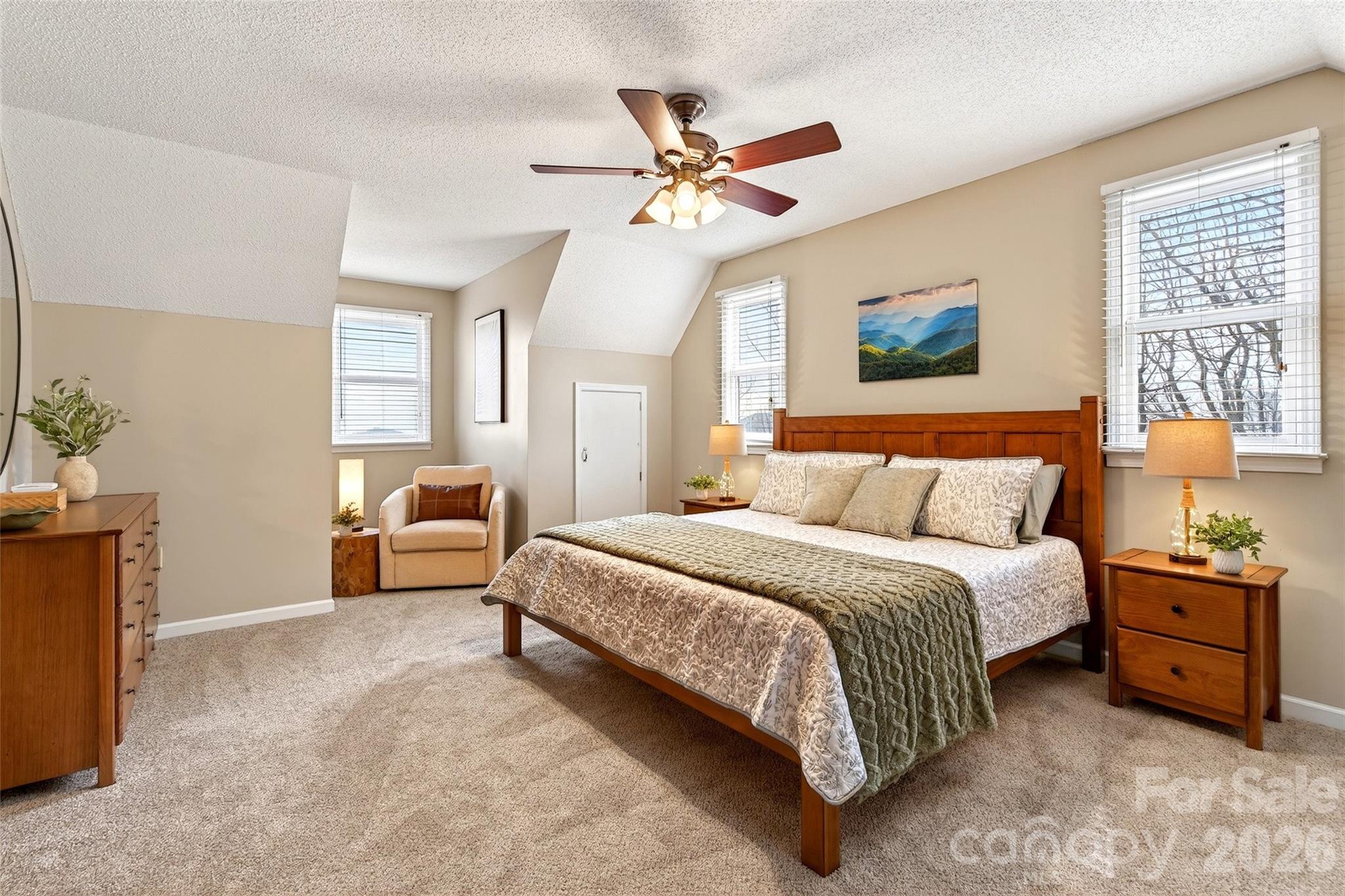 Gateway Mountain - Residential