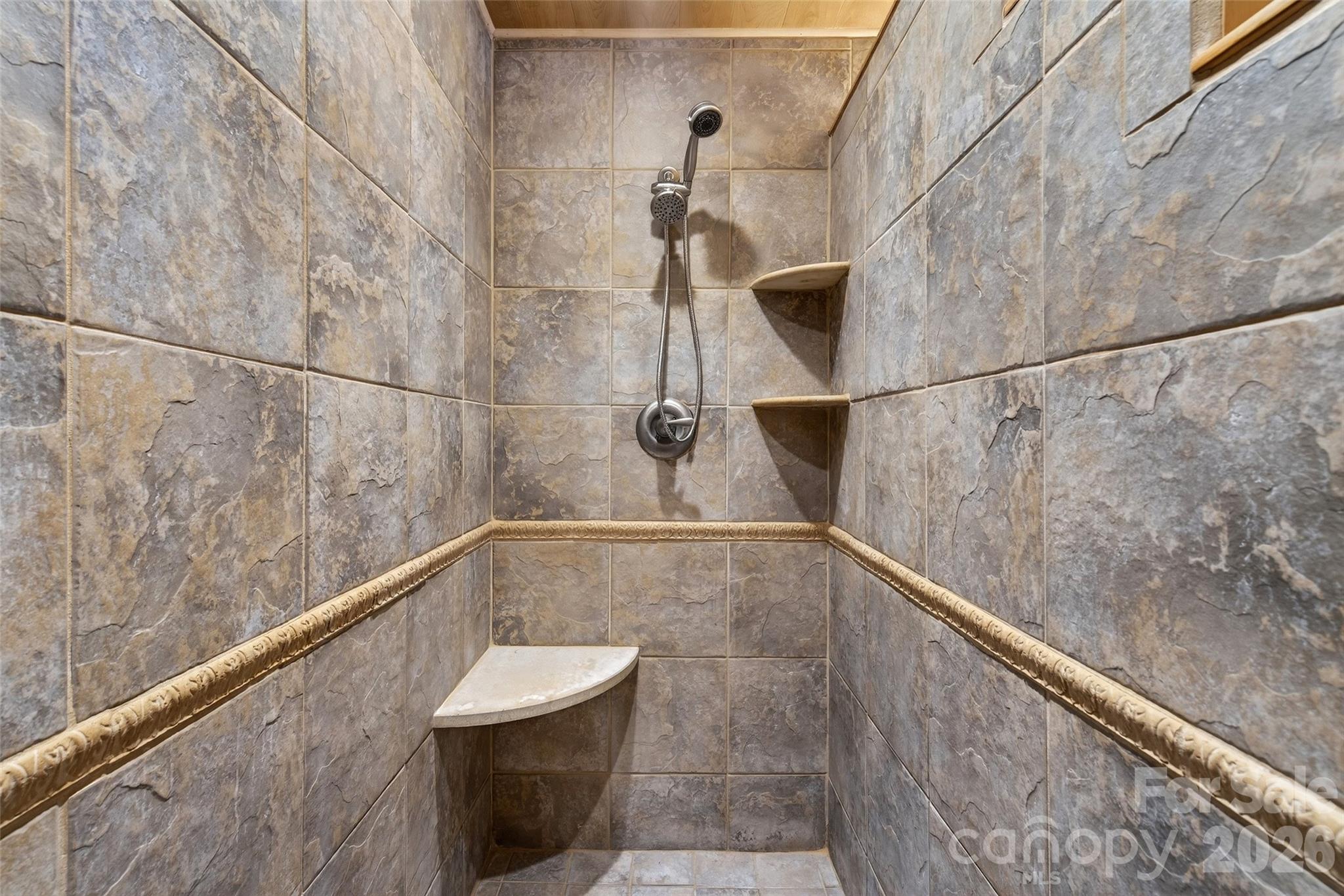 Gateway Mountain - Residential