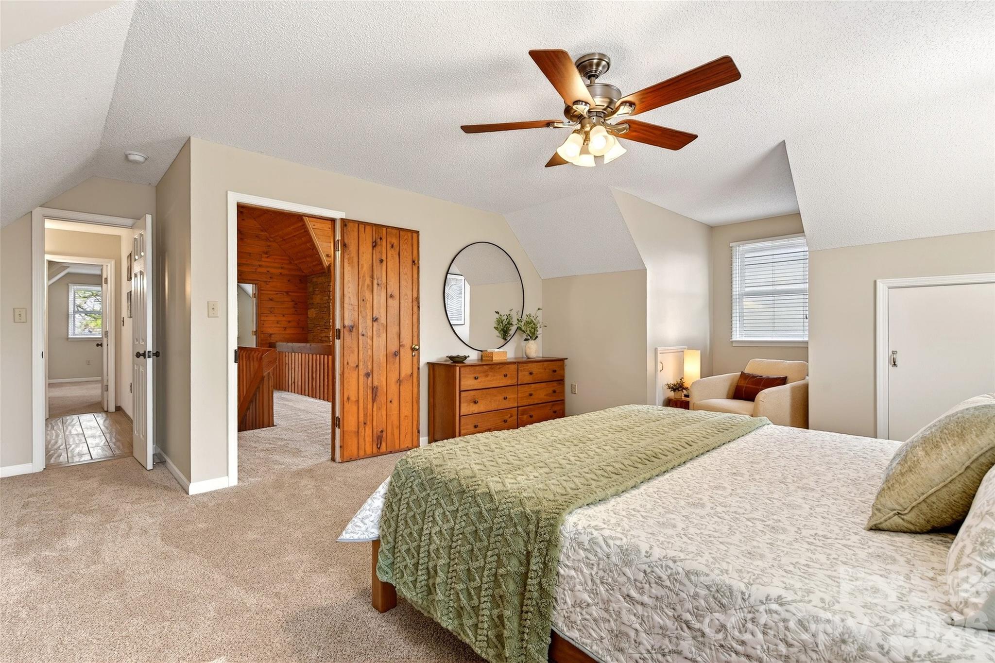 Gateway Mountain - Residential