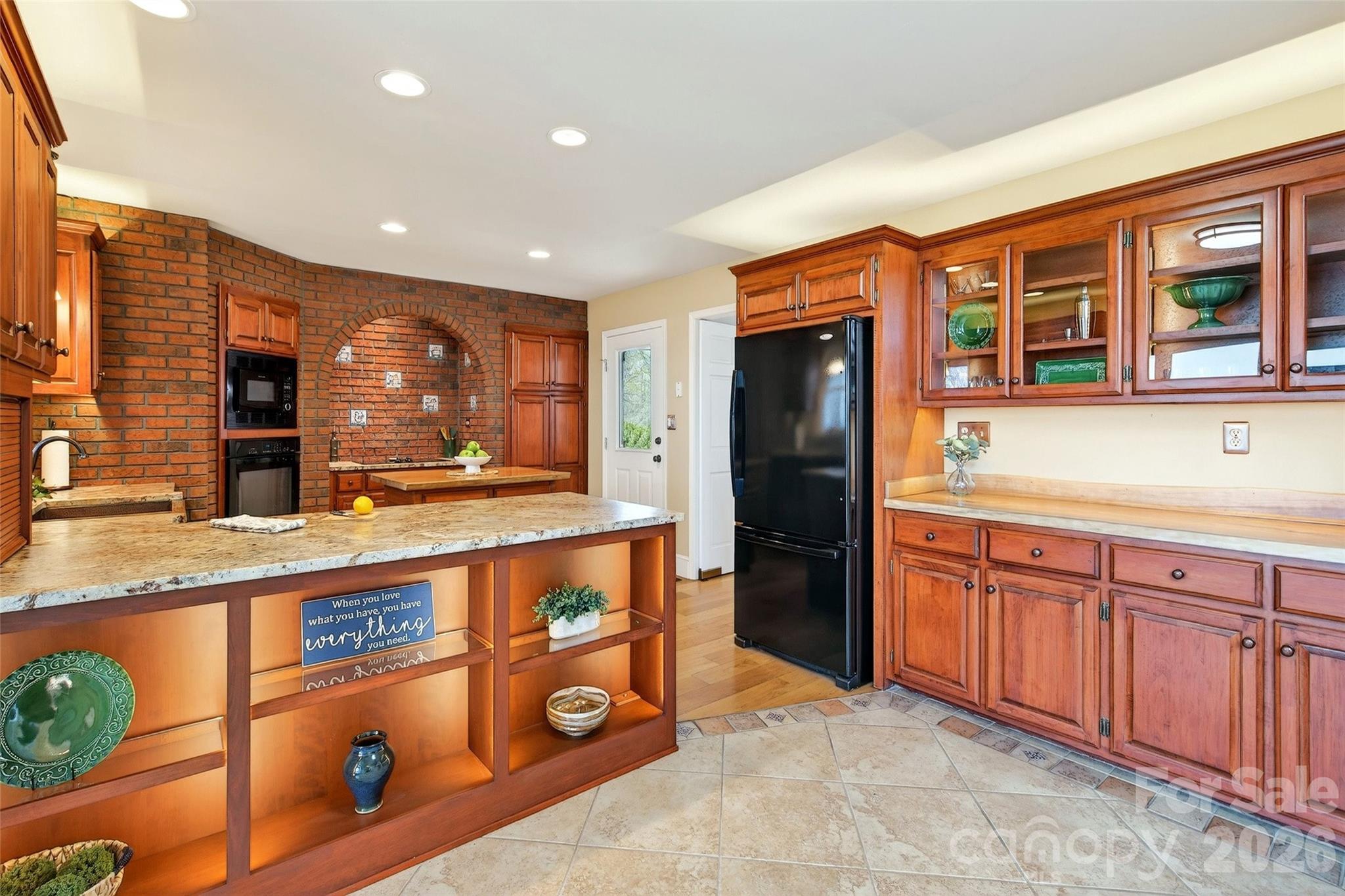 Gateway Mountain - Residential