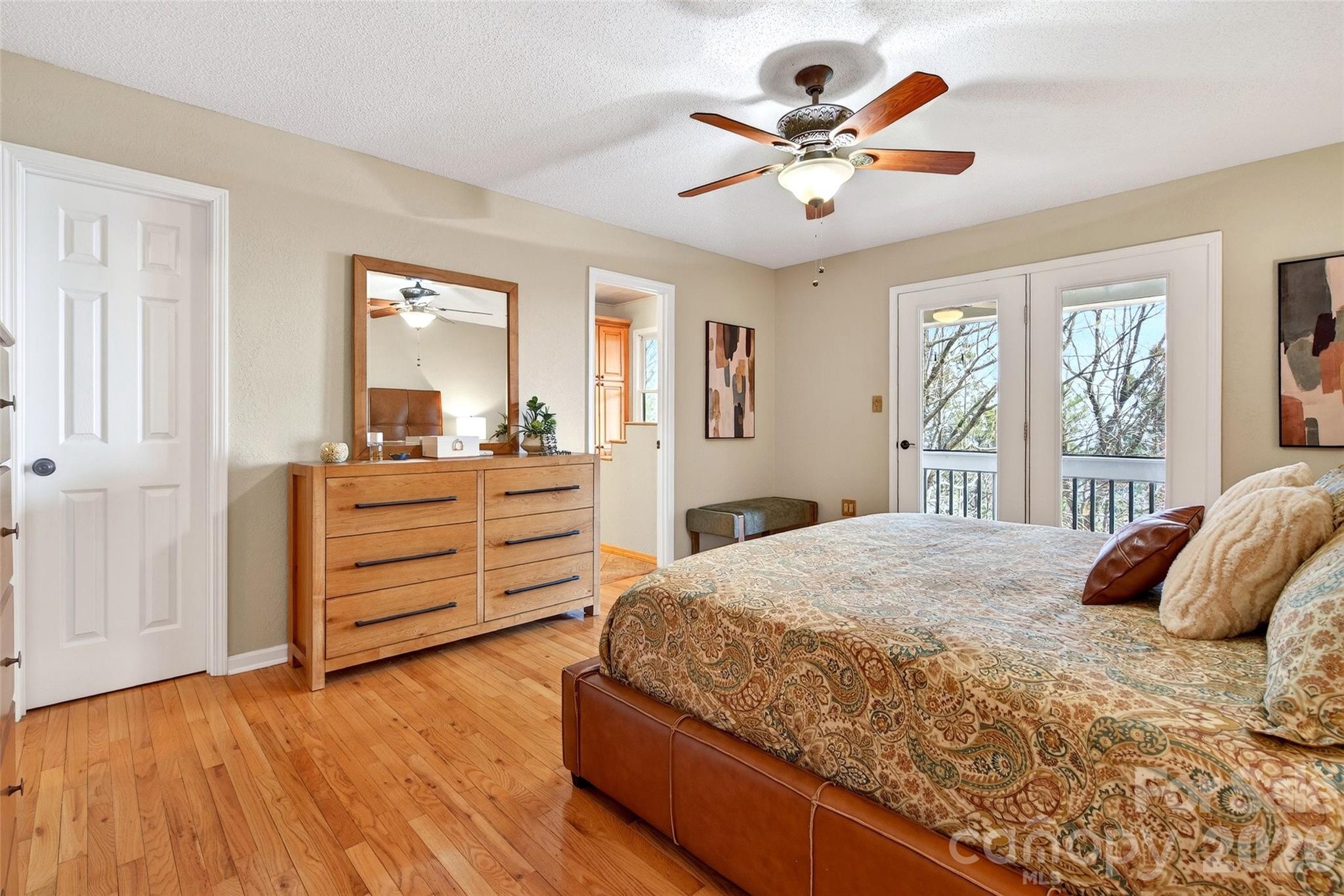 Gateway Mountain - Residential