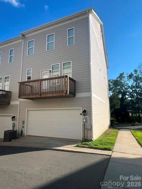 13924 Winmau Lane 10