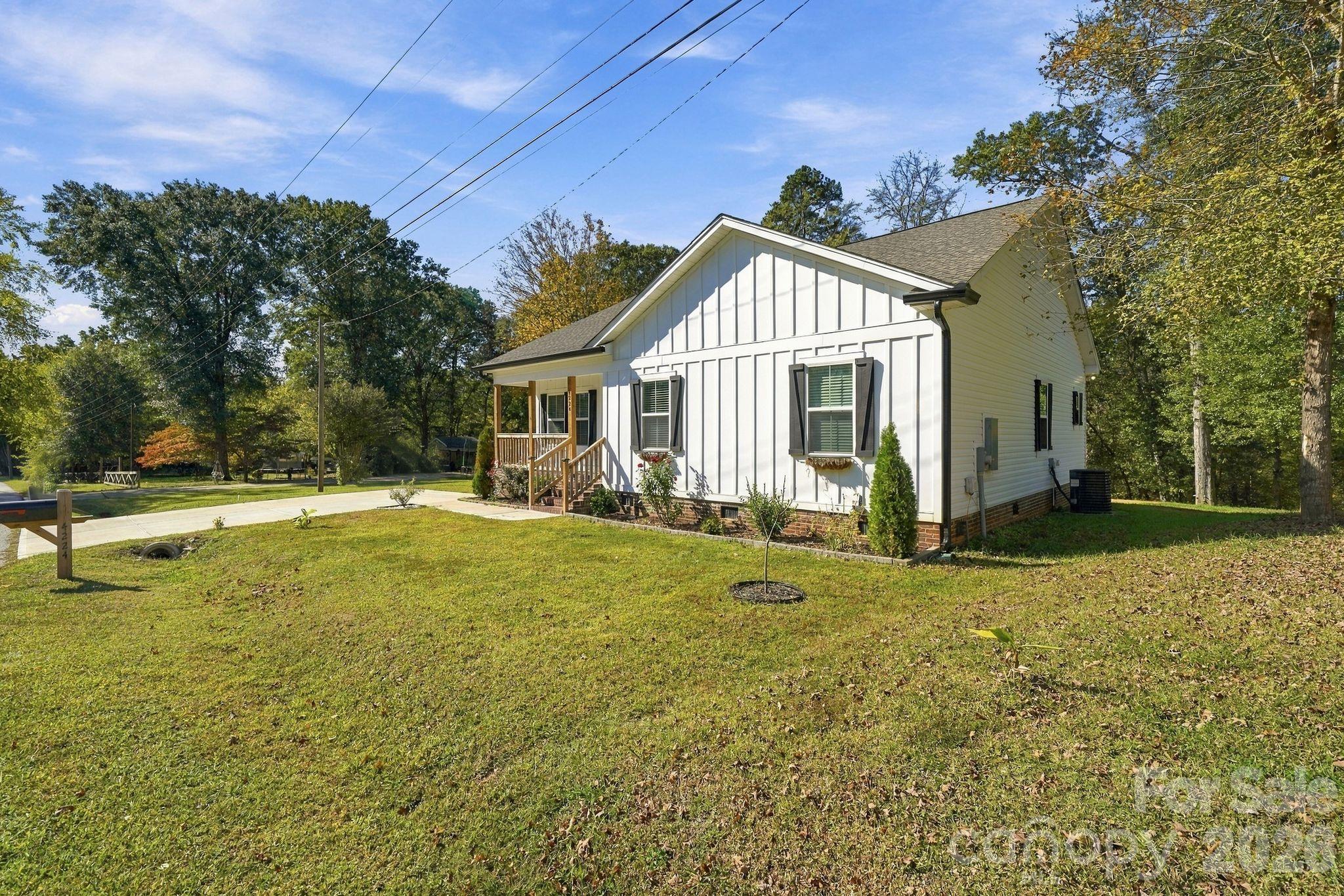 4224 Pebblebrook Circle