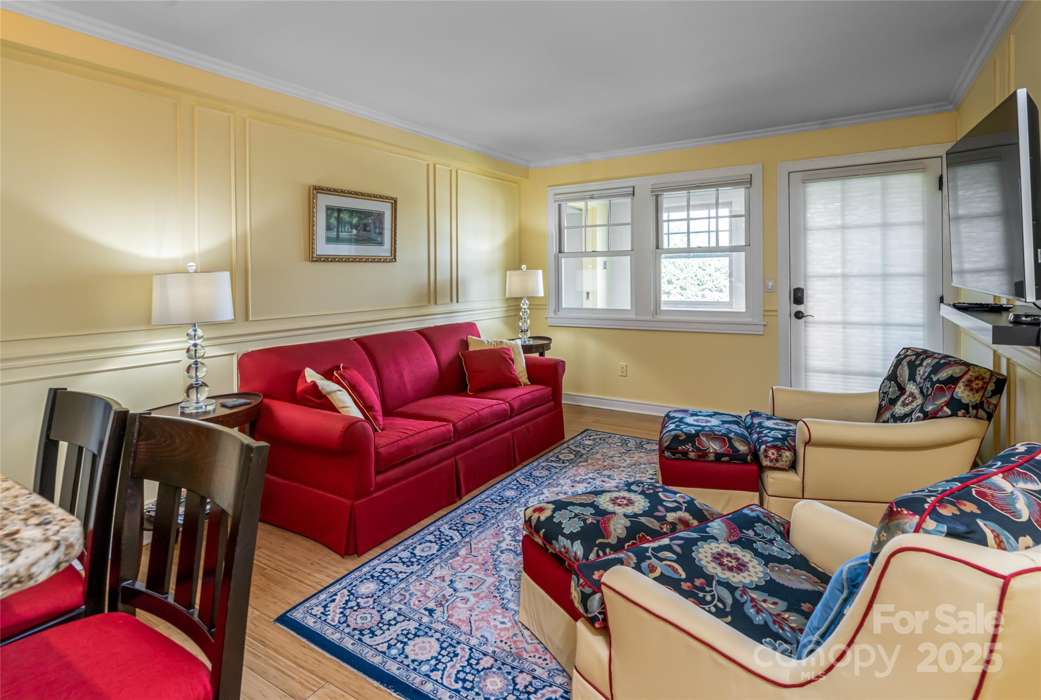 37 Hiawassee Street W203