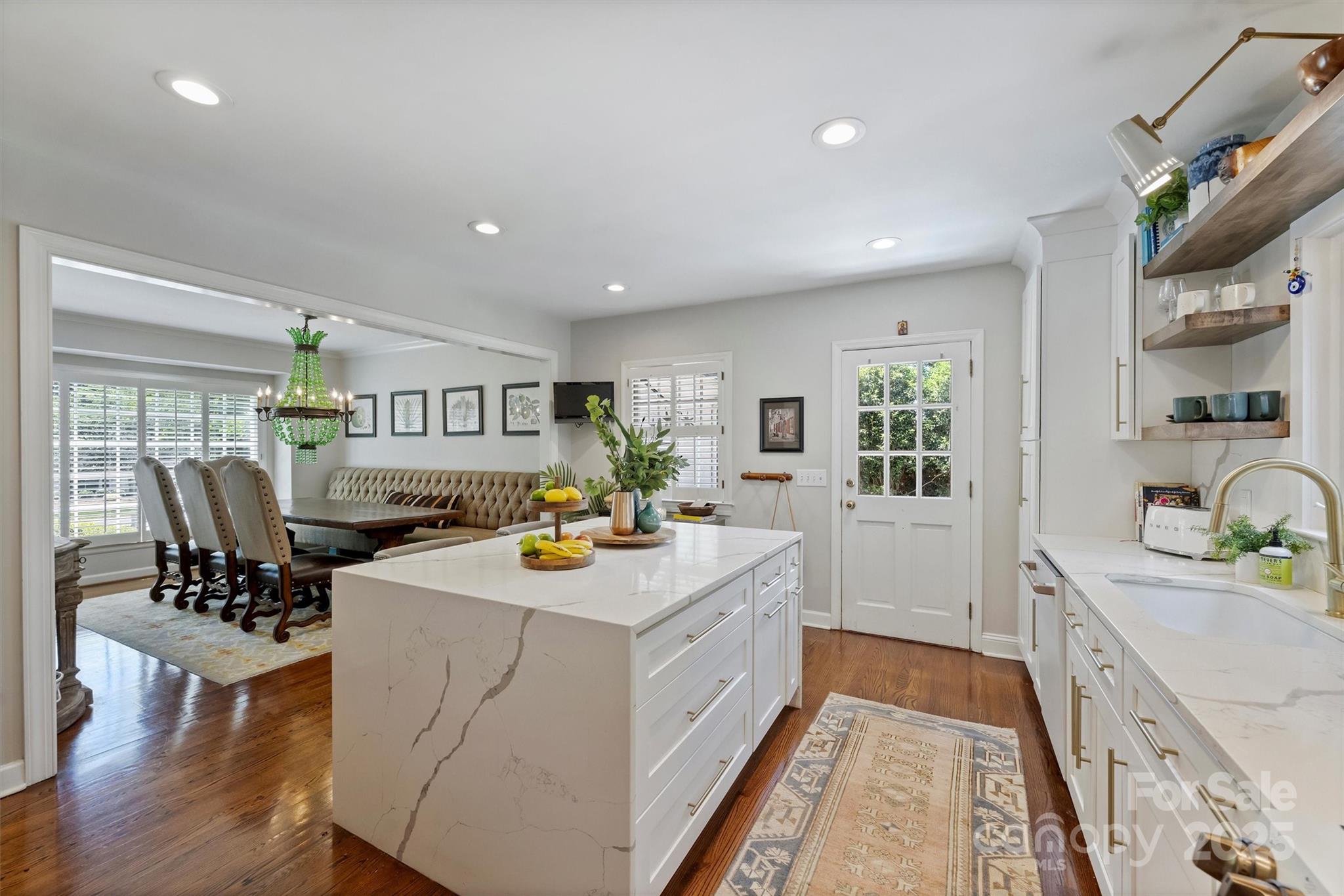 6409 Ilex Court