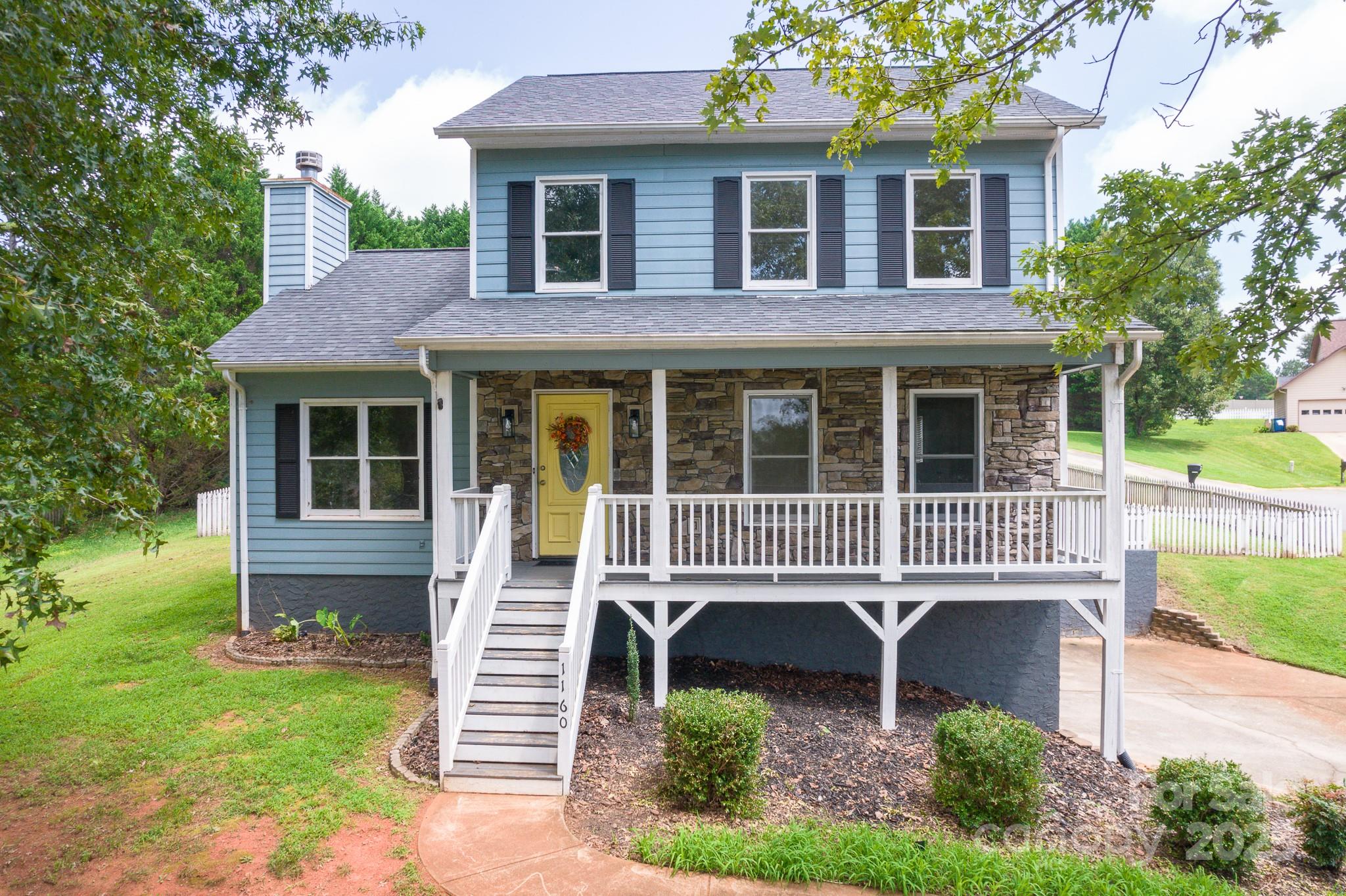 Maple Crest - Residential