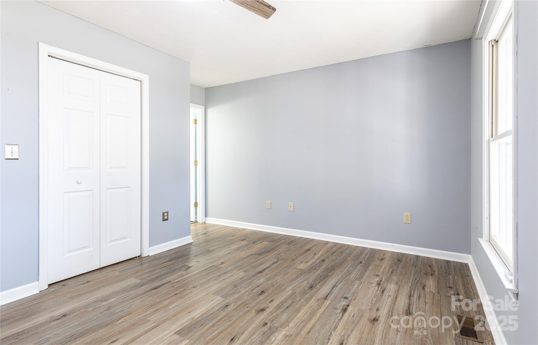 Maple Crest - Residential
