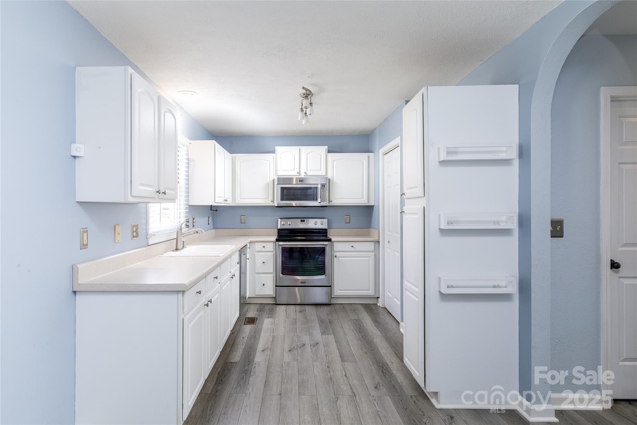 Maple Crest - Residential