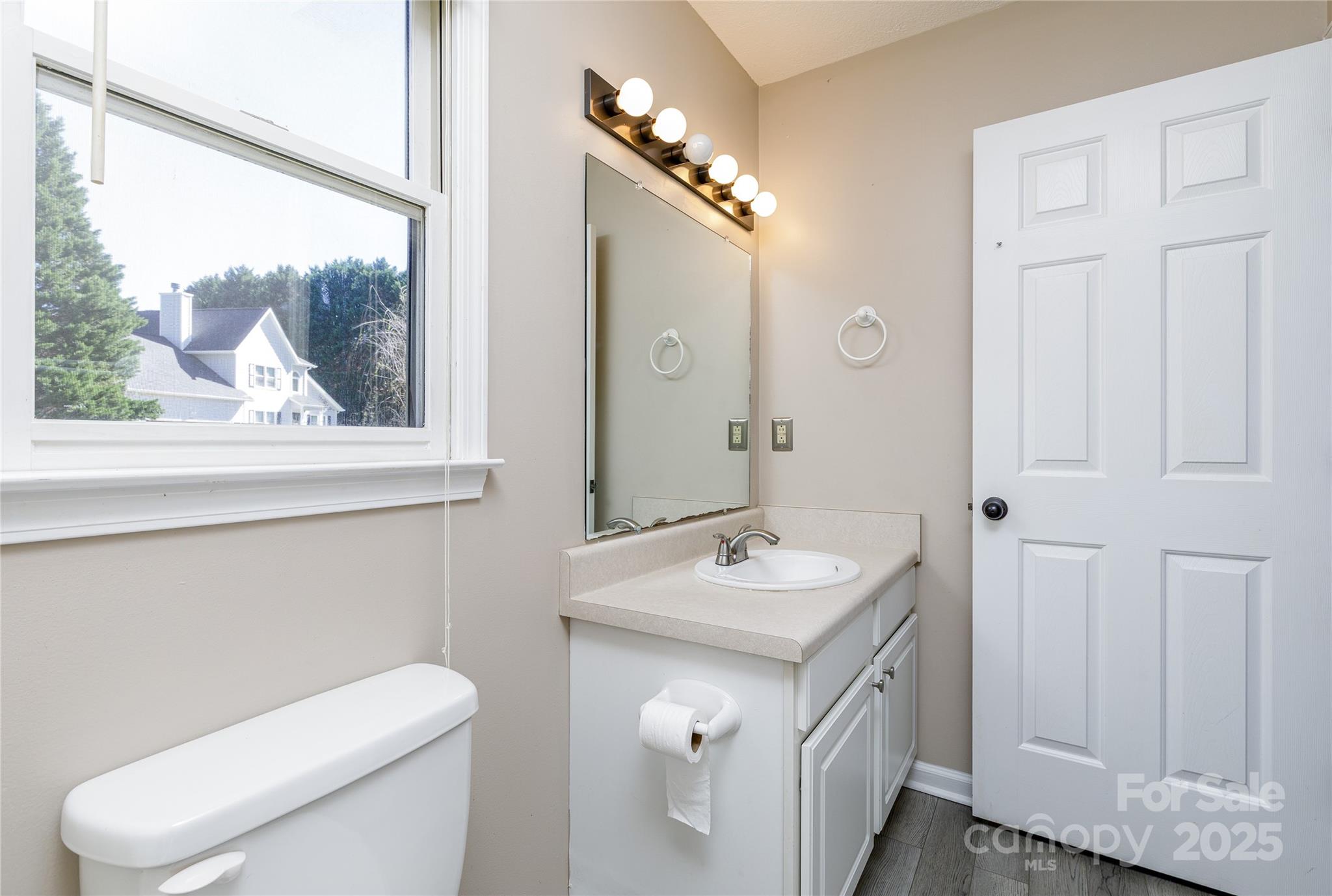 Maple Crest - Residential