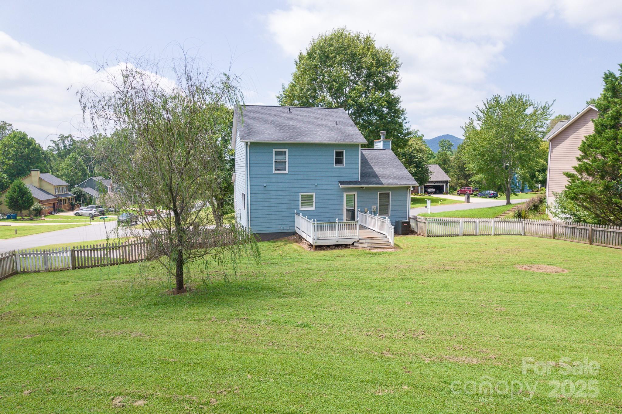 Maple Crest - Residential
