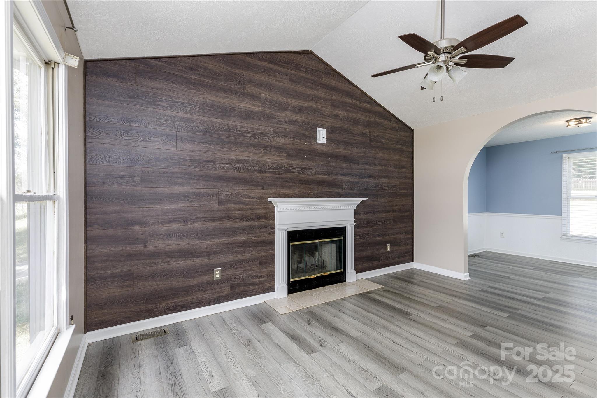 Maple Crest - Residential