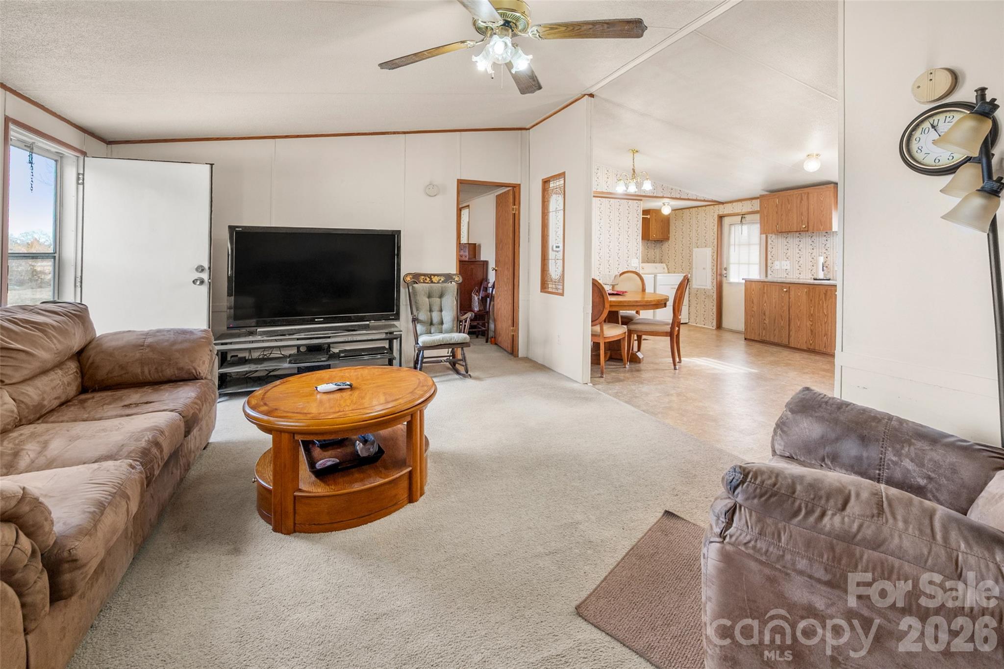 2748 Flat Creek Road