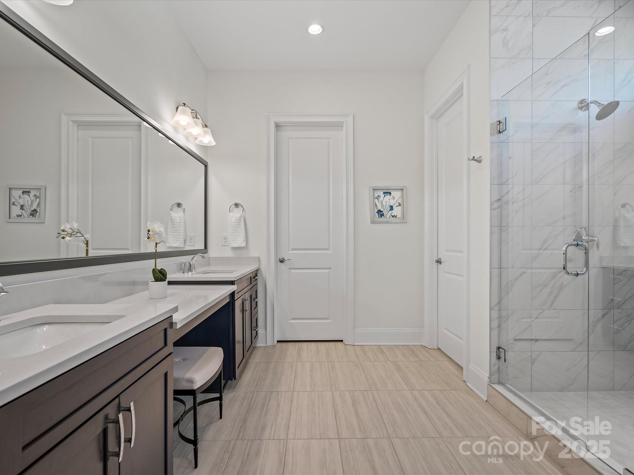 Regency at Palisades - Residential