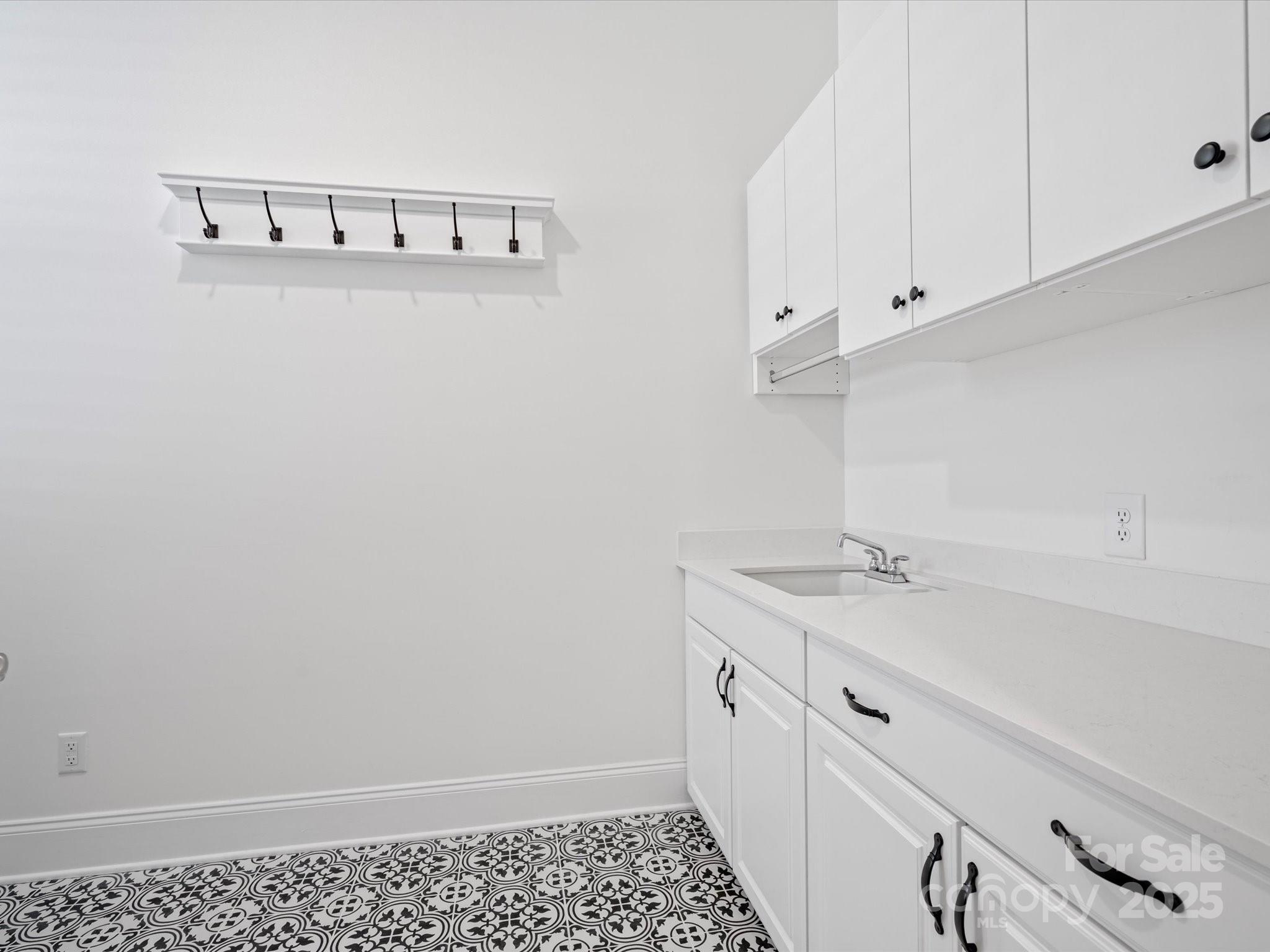 Regency at Palisades - Residential
