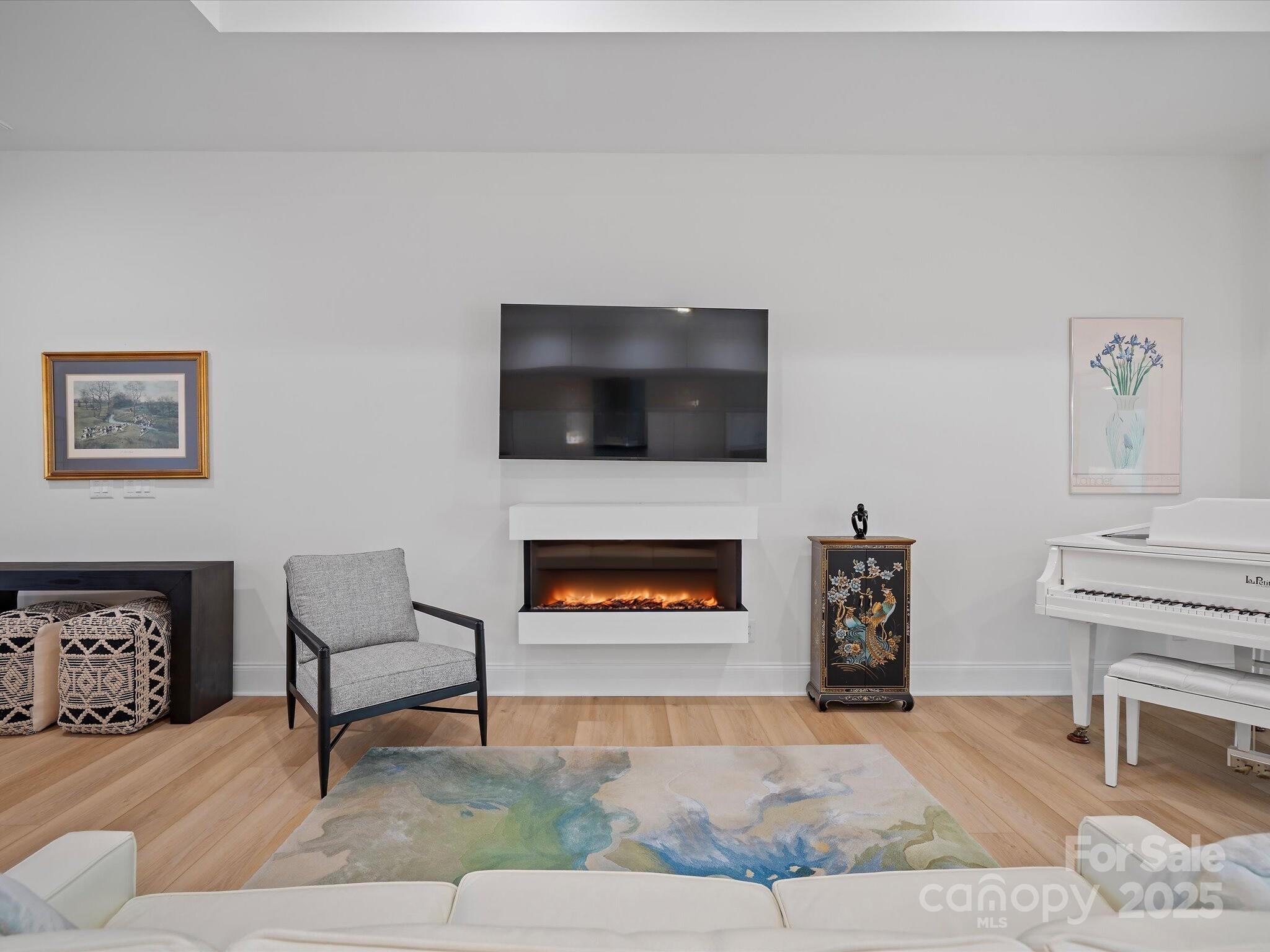 Regency at Palisades - Residential