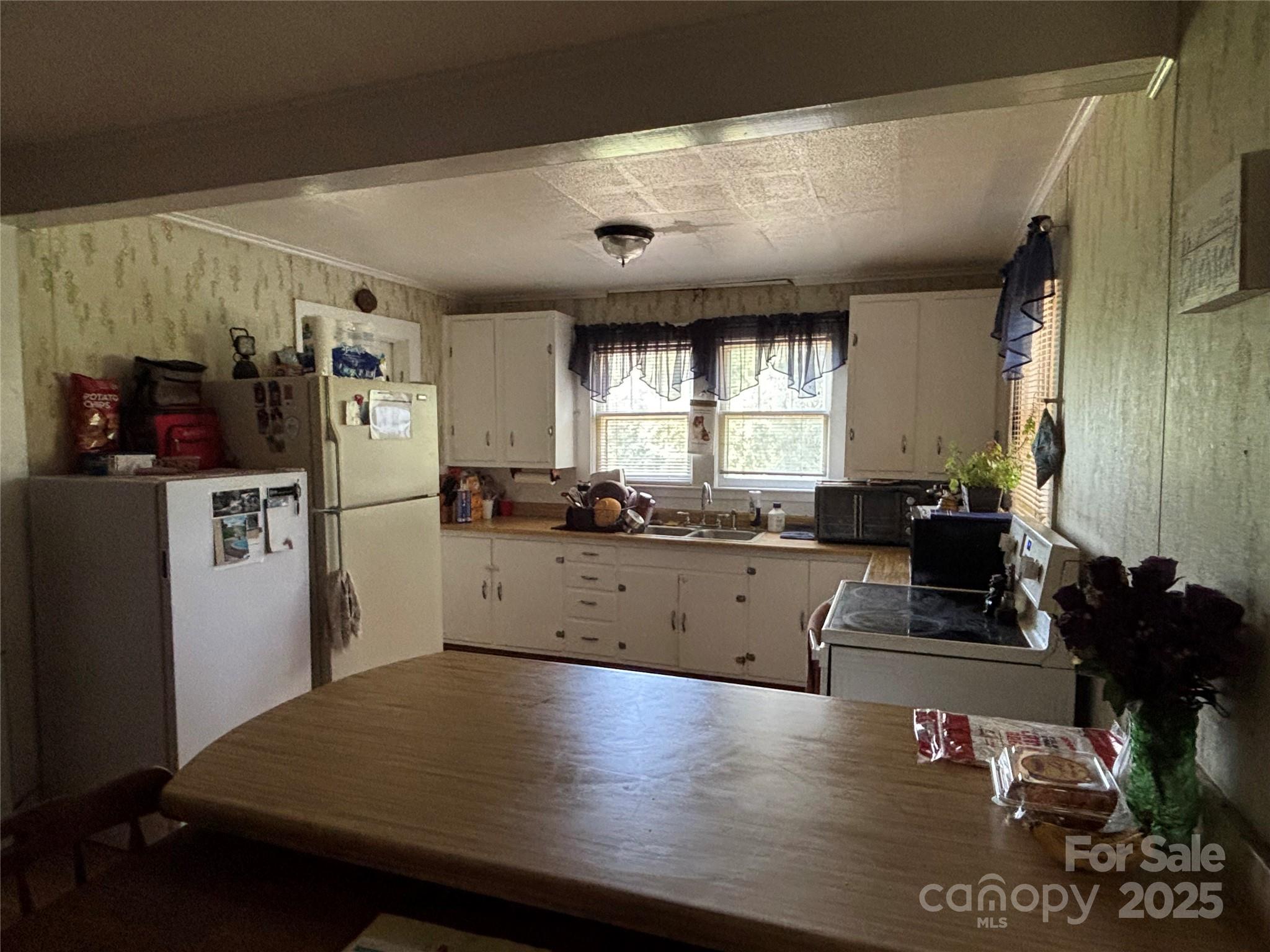 4059 10th Avenue Drive SW