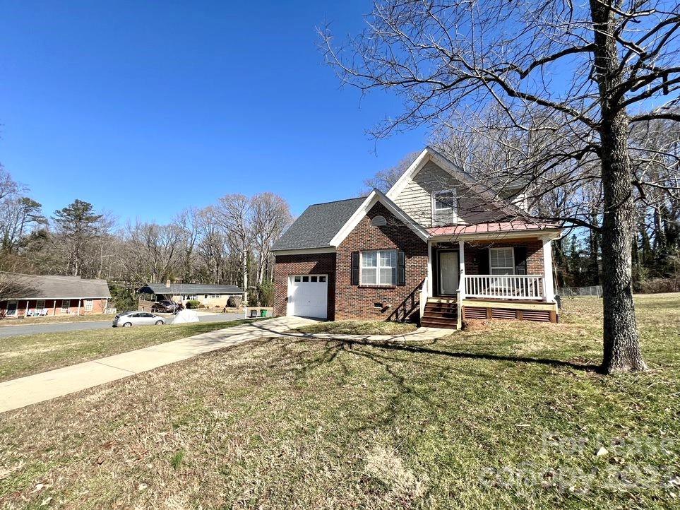 Elliott Acres - Residential Lease