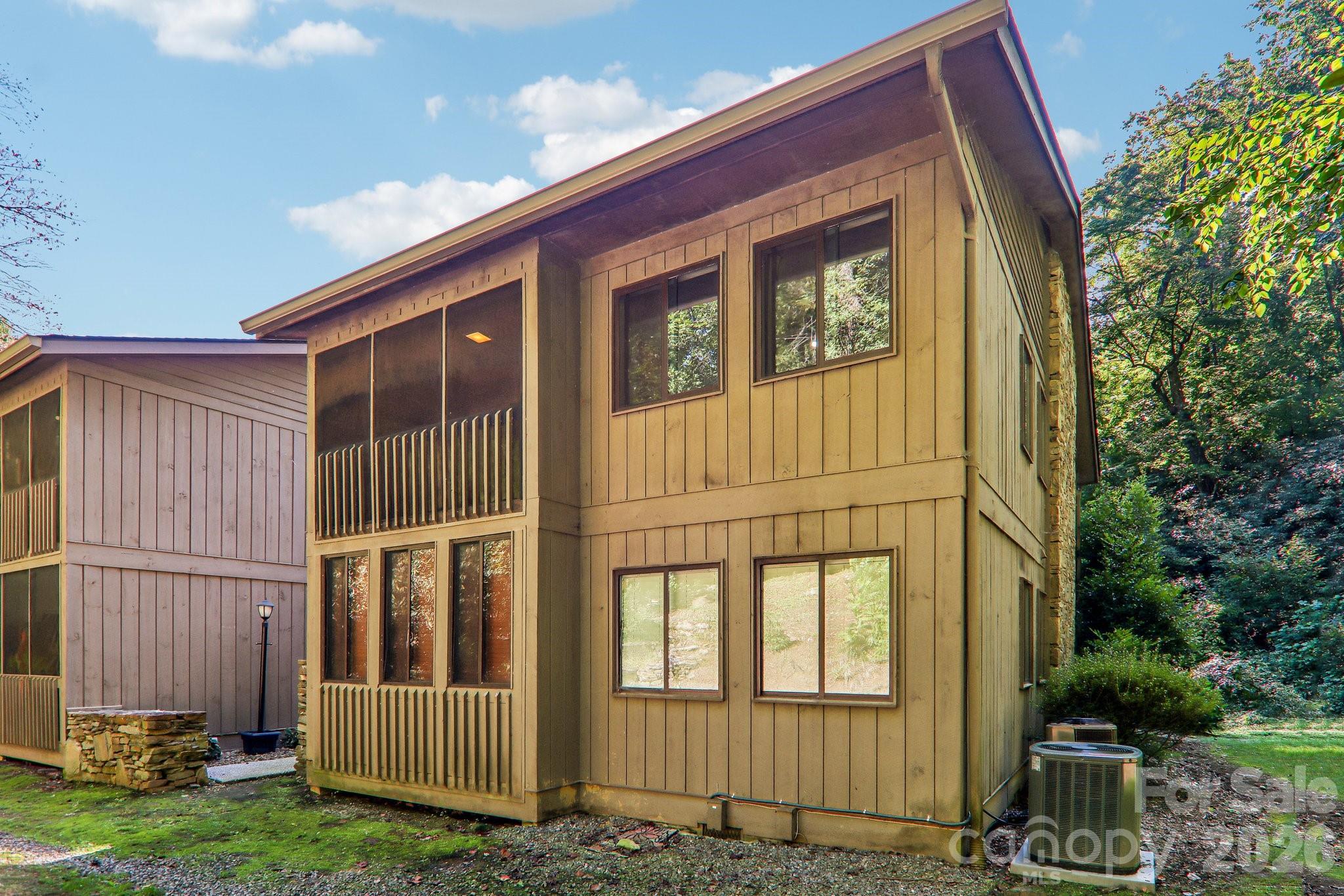 53 Lake Drive 03