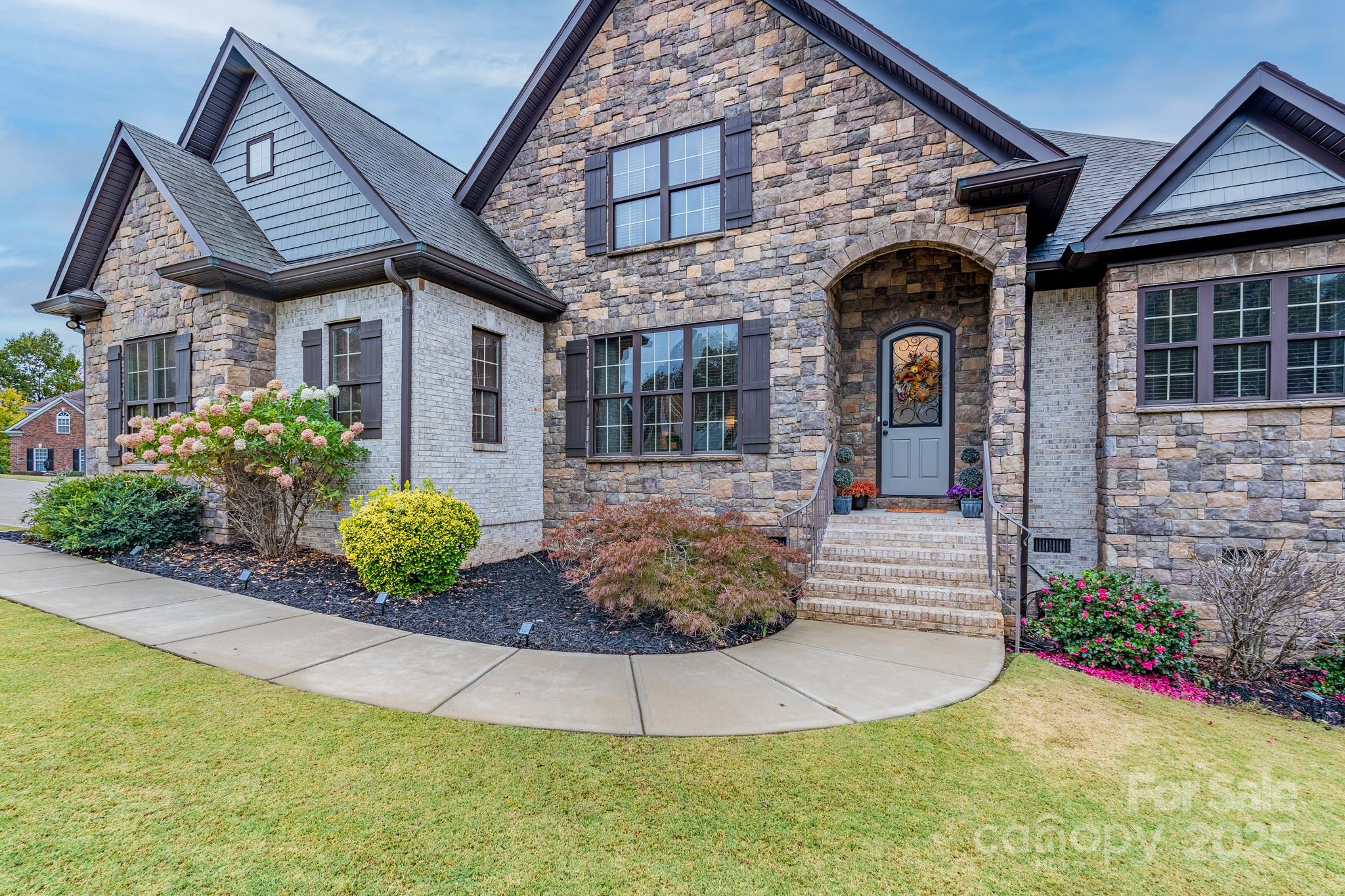 703 Waterford Glen Way