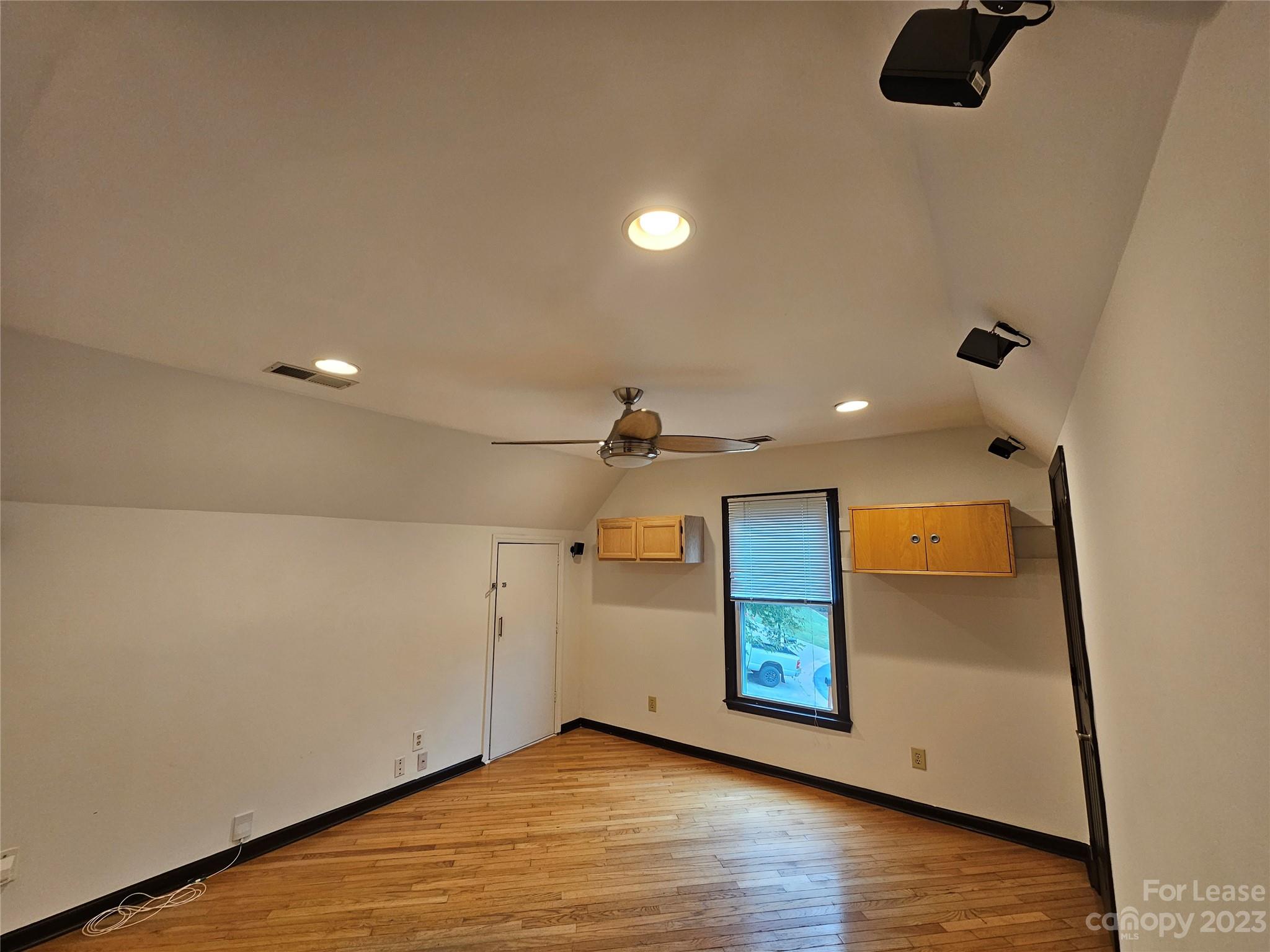 Thornhill - Residential Lease