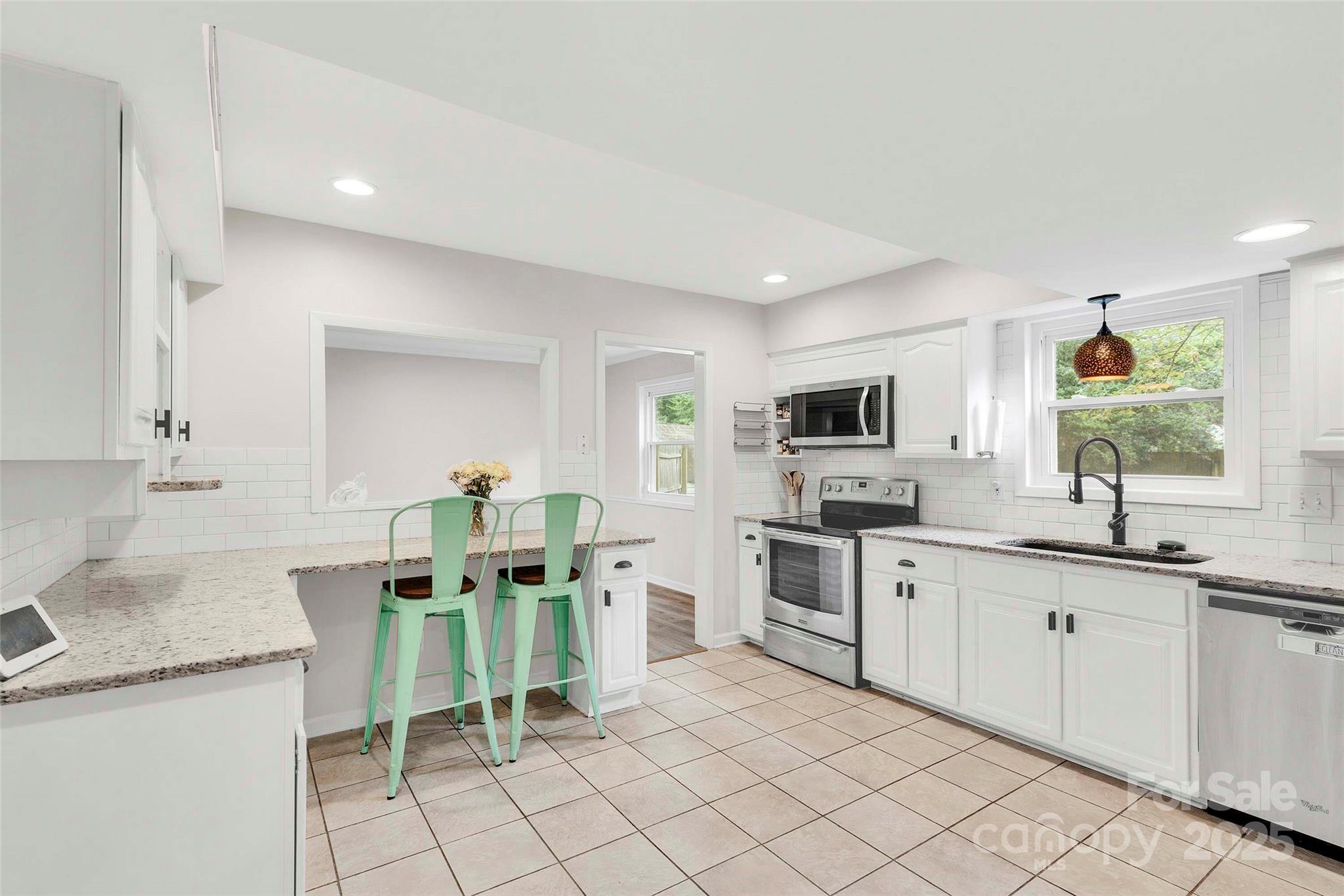 15804 Fairfield Drive
