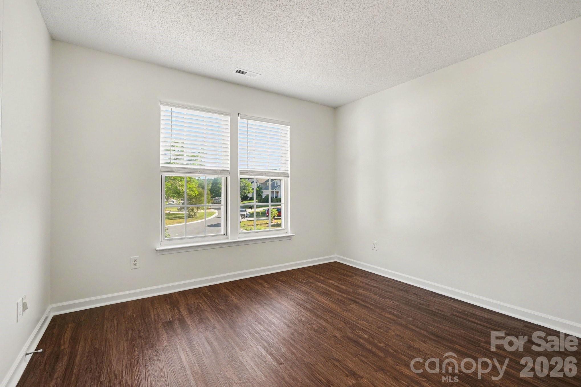 Brandon Oaks - Residential