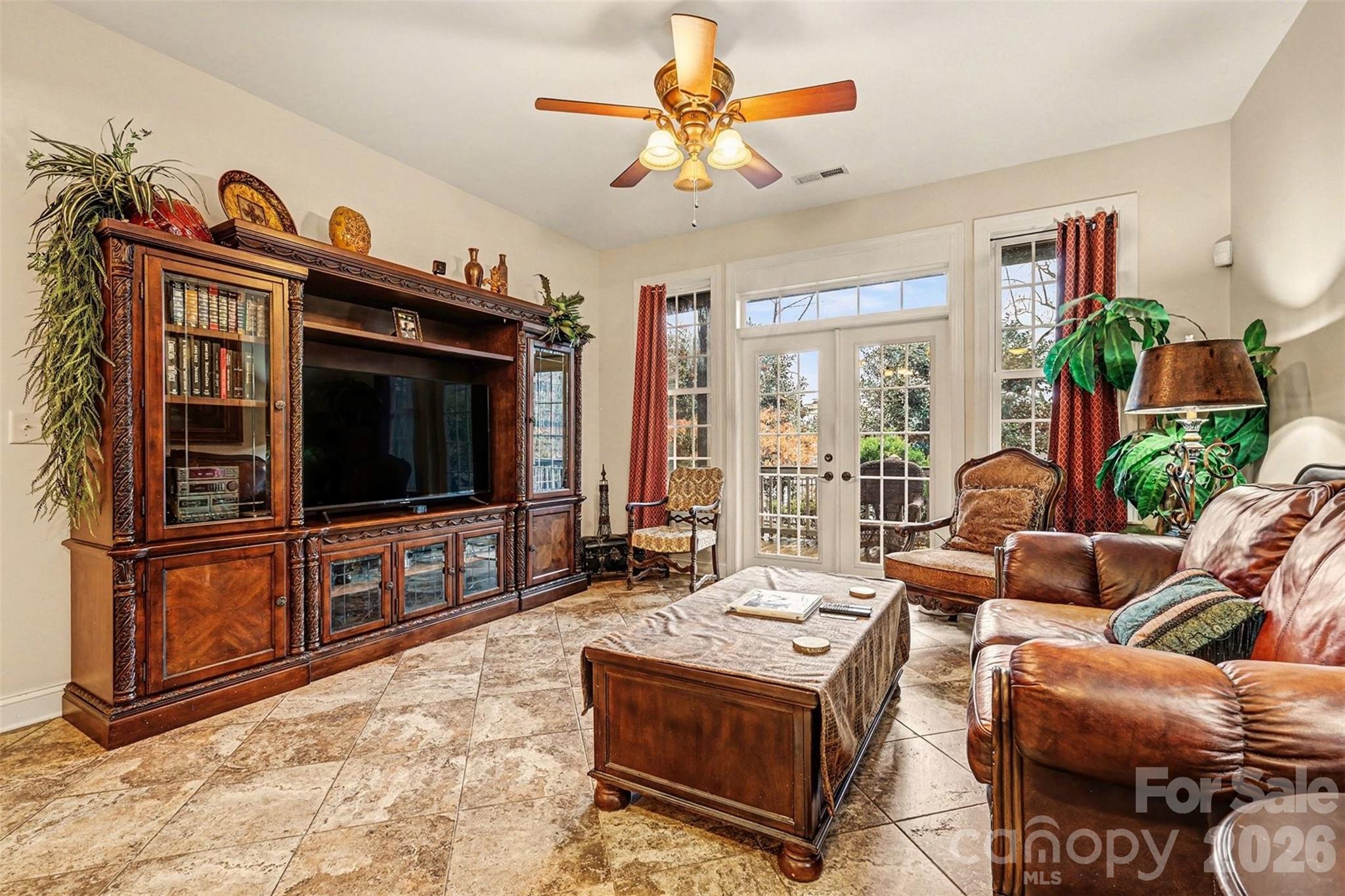 Tega Cay - Residential