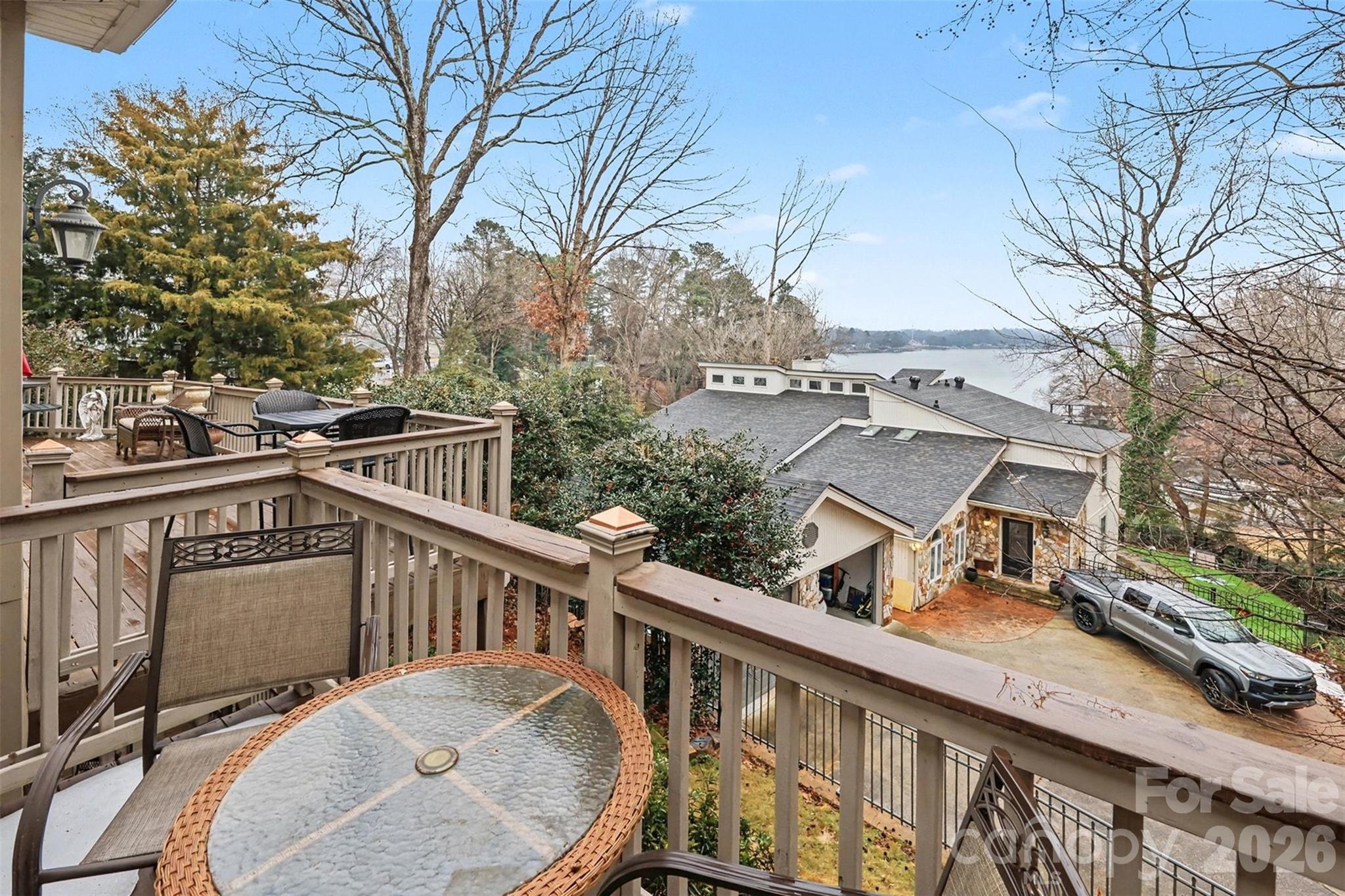 Tega Cay - Residential