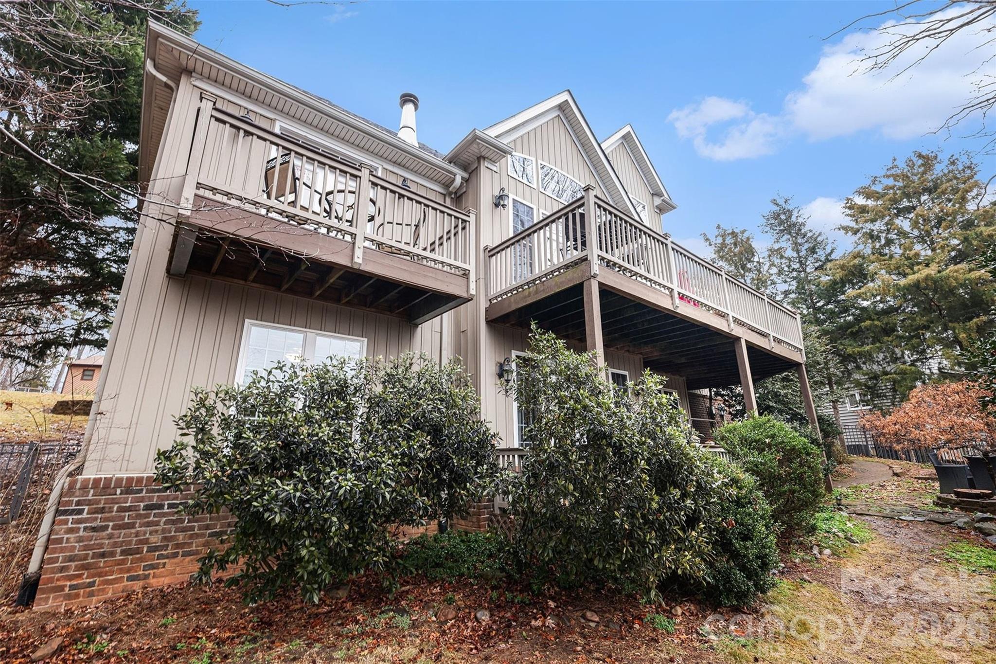 Tega Cay - Residential