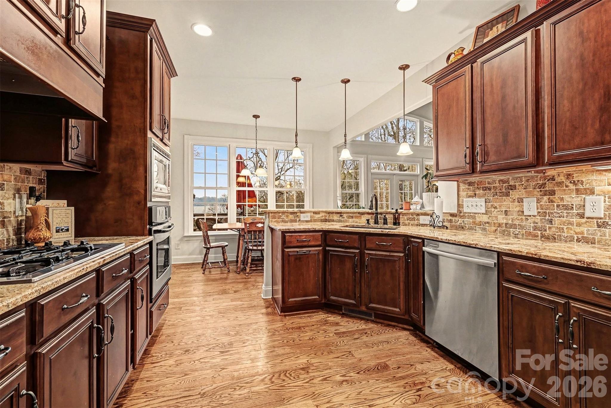 Tega Cay - Residential