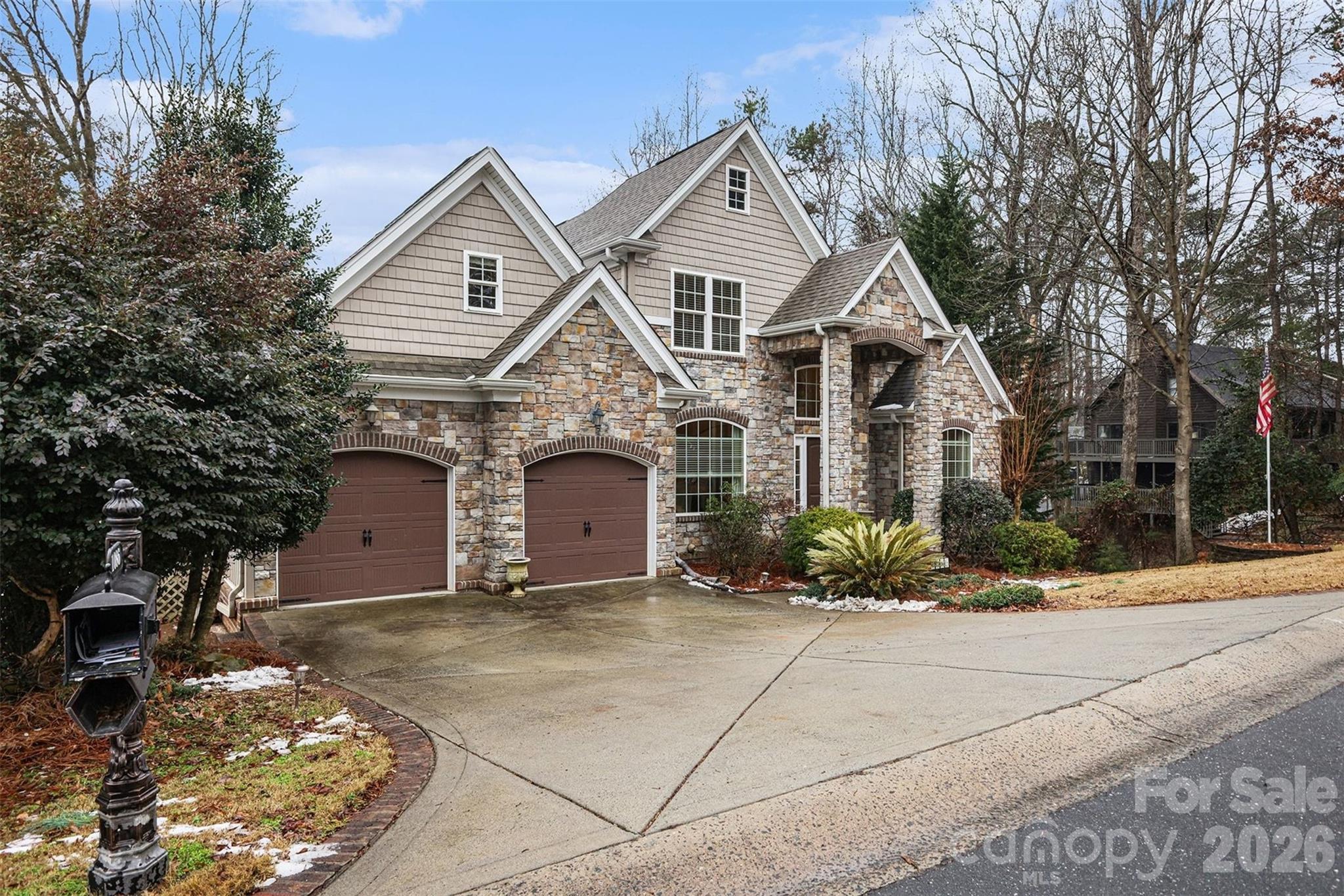 Tega Cay - Residential