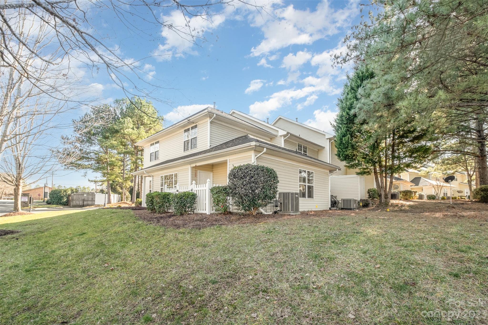 Melrose Townhomes - Residential