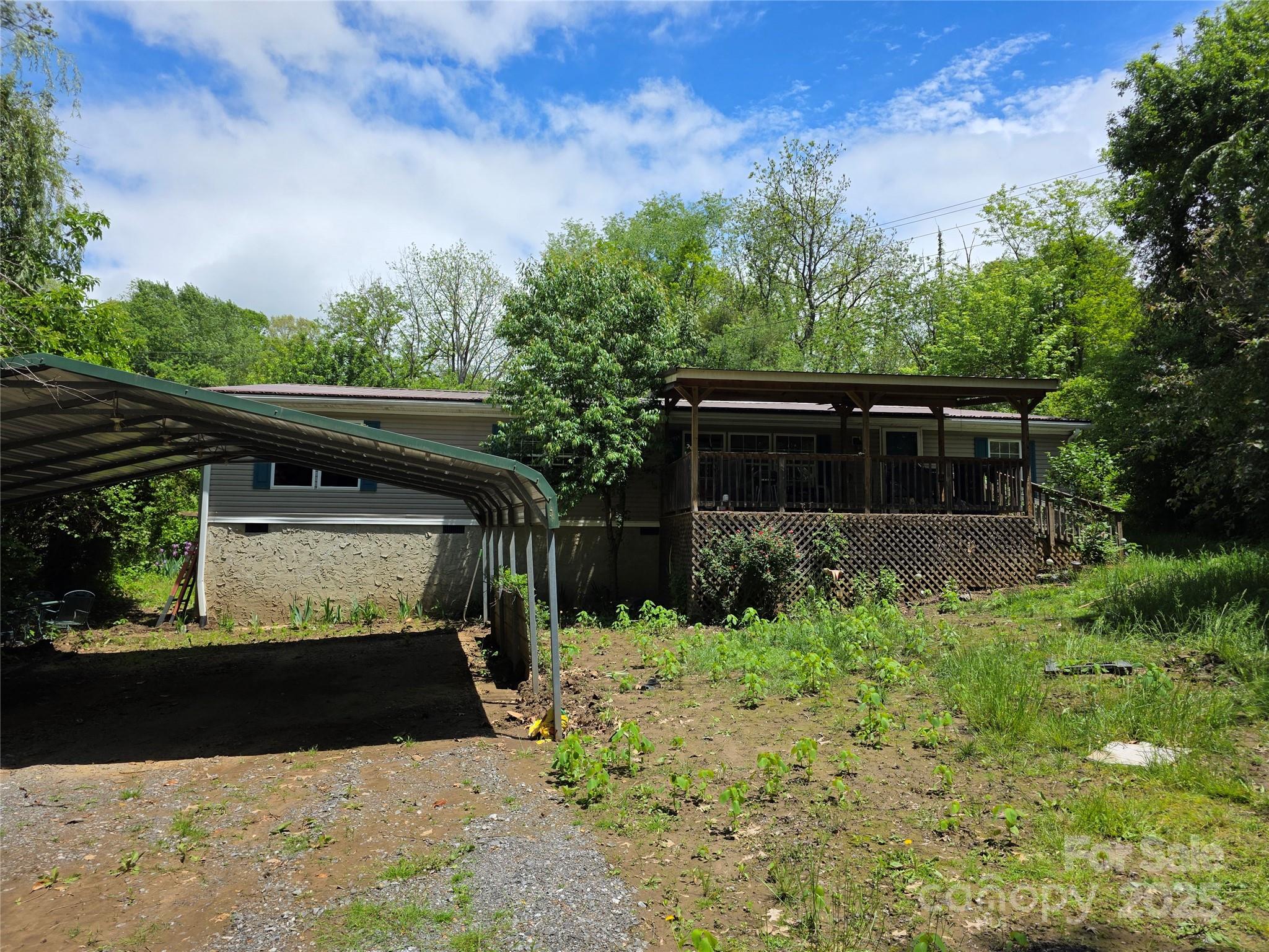 926 Hyder Mountain Road