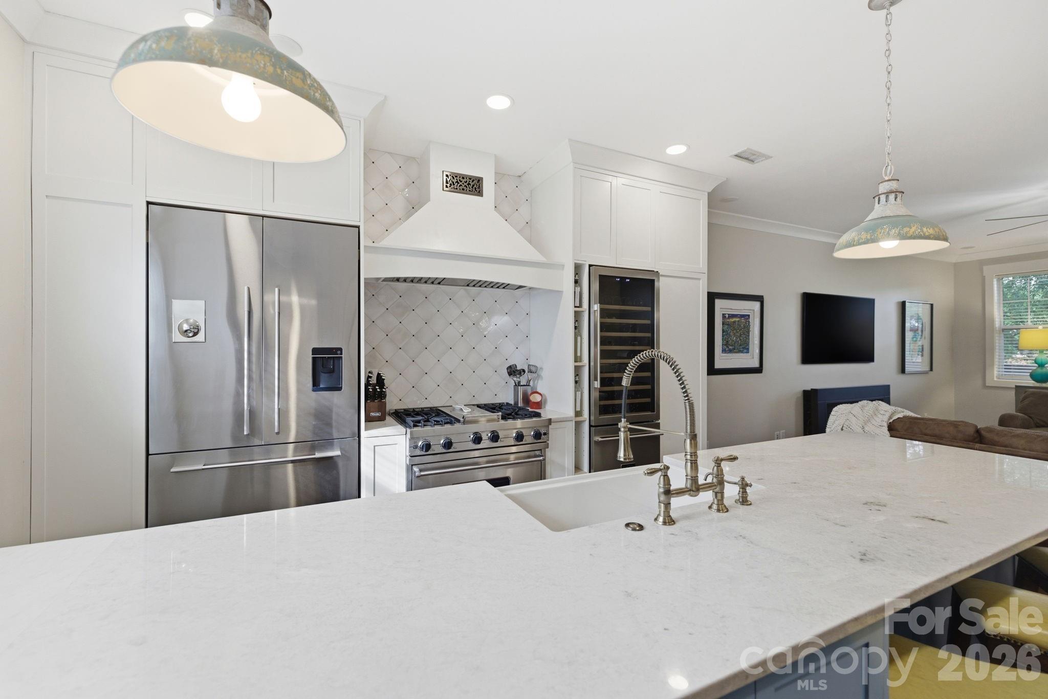 Crown View - Residential