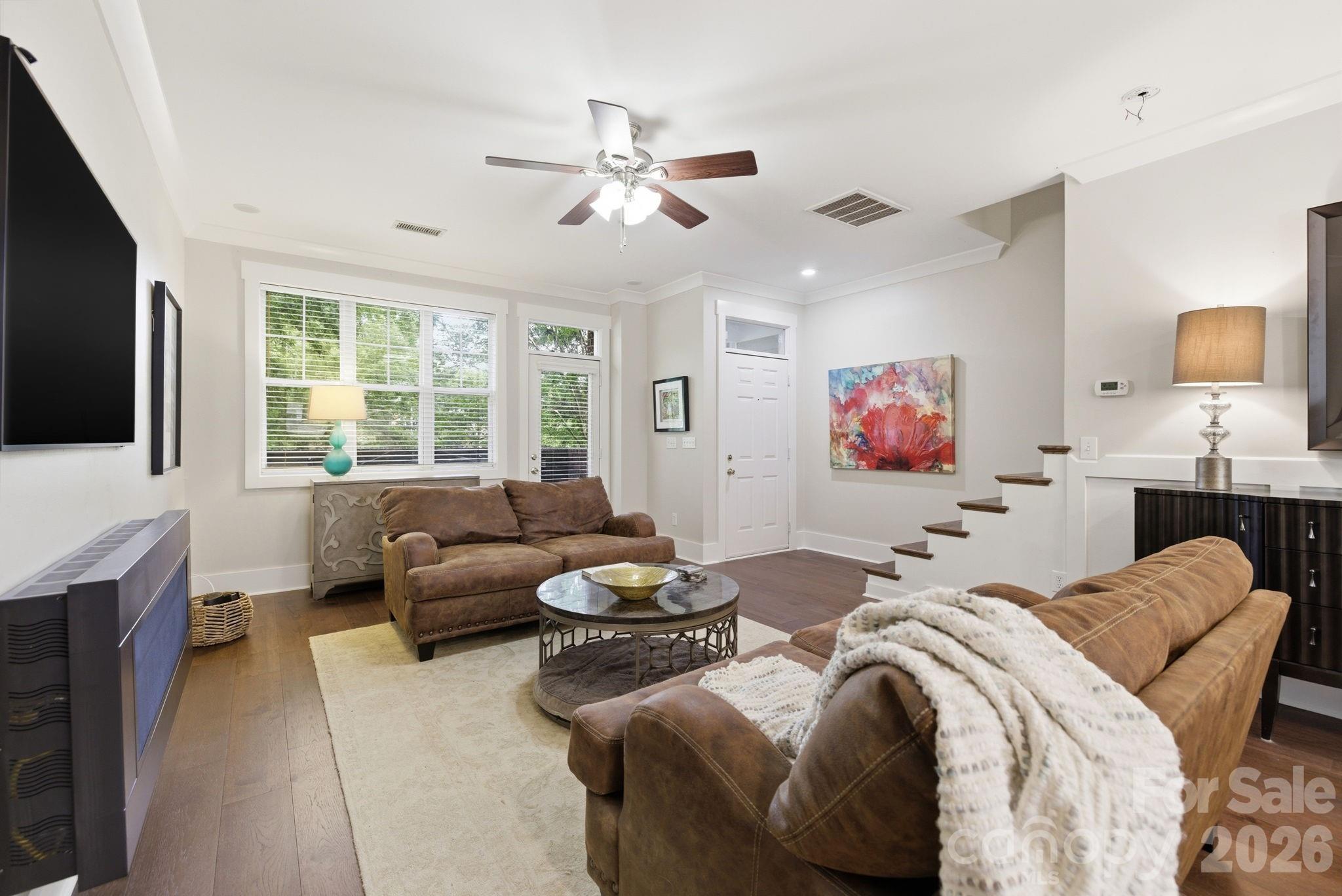 223 S Torrence Street 65