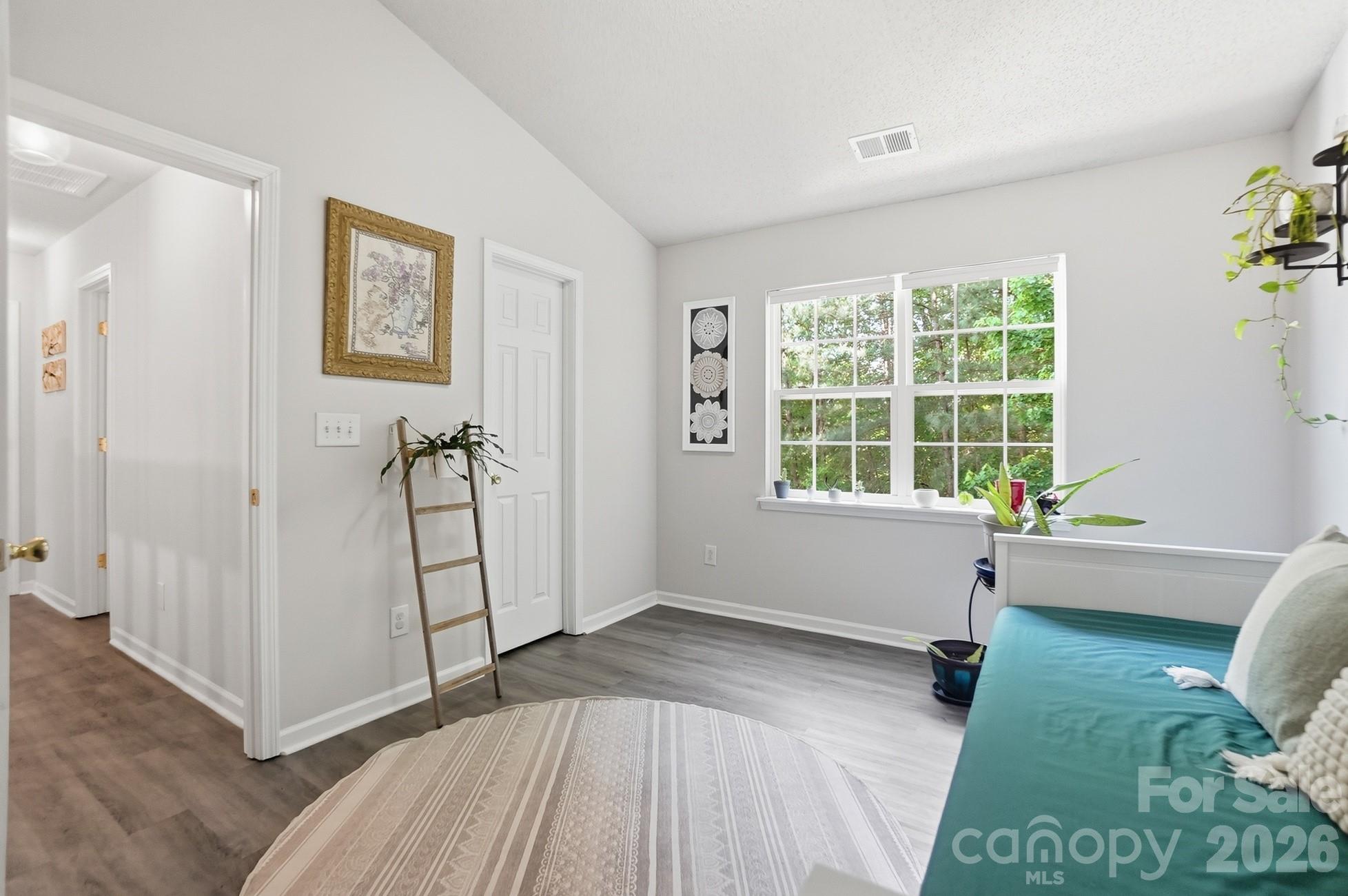 Holly Ridge - Residential