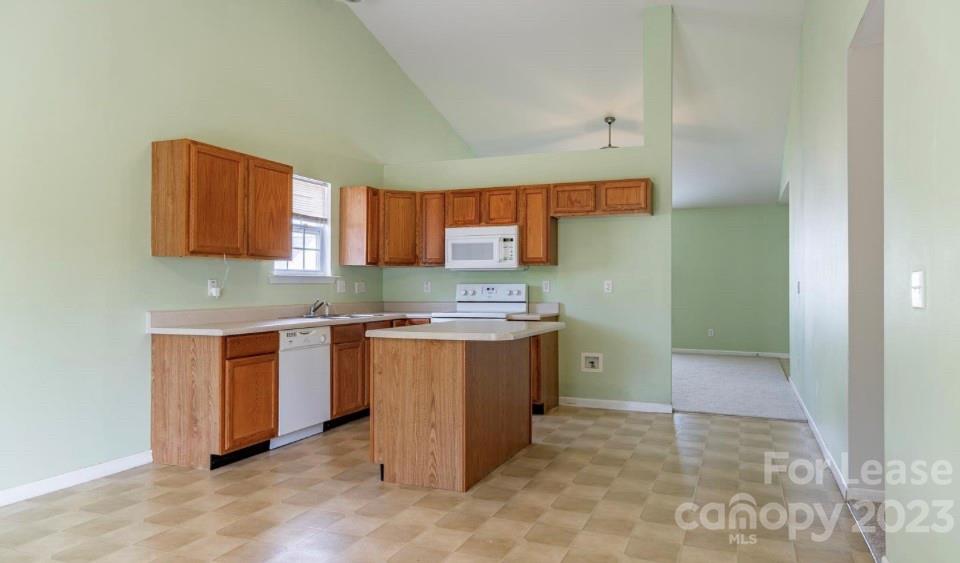 Michaels Landing - Residential Lease