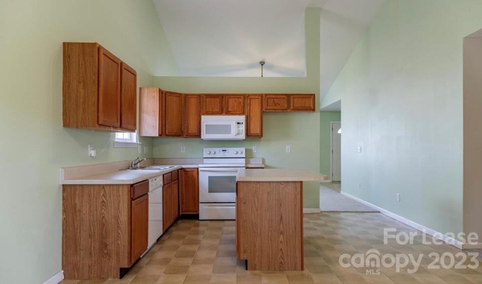 Michaels Landing - Residential Lease