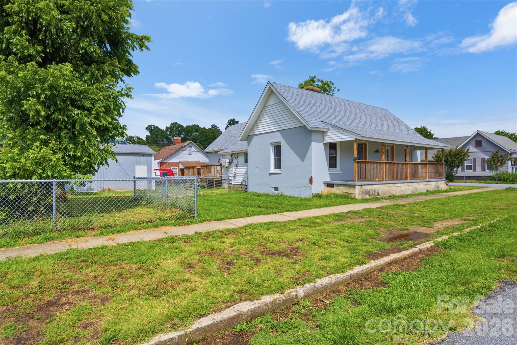802 Canal Road