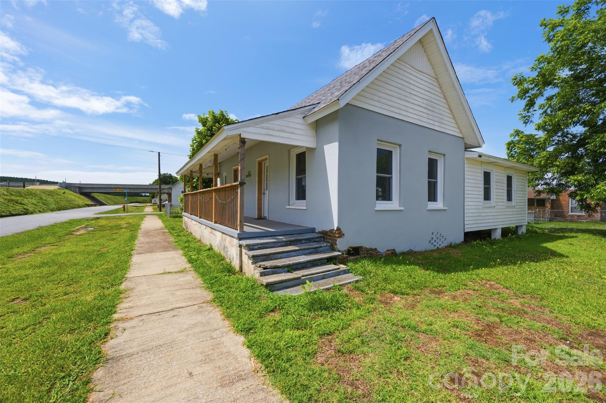 802 Canal Road