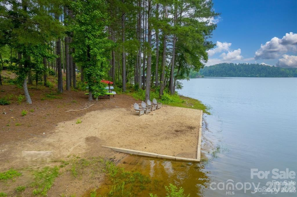 The Waterfront Club - Land