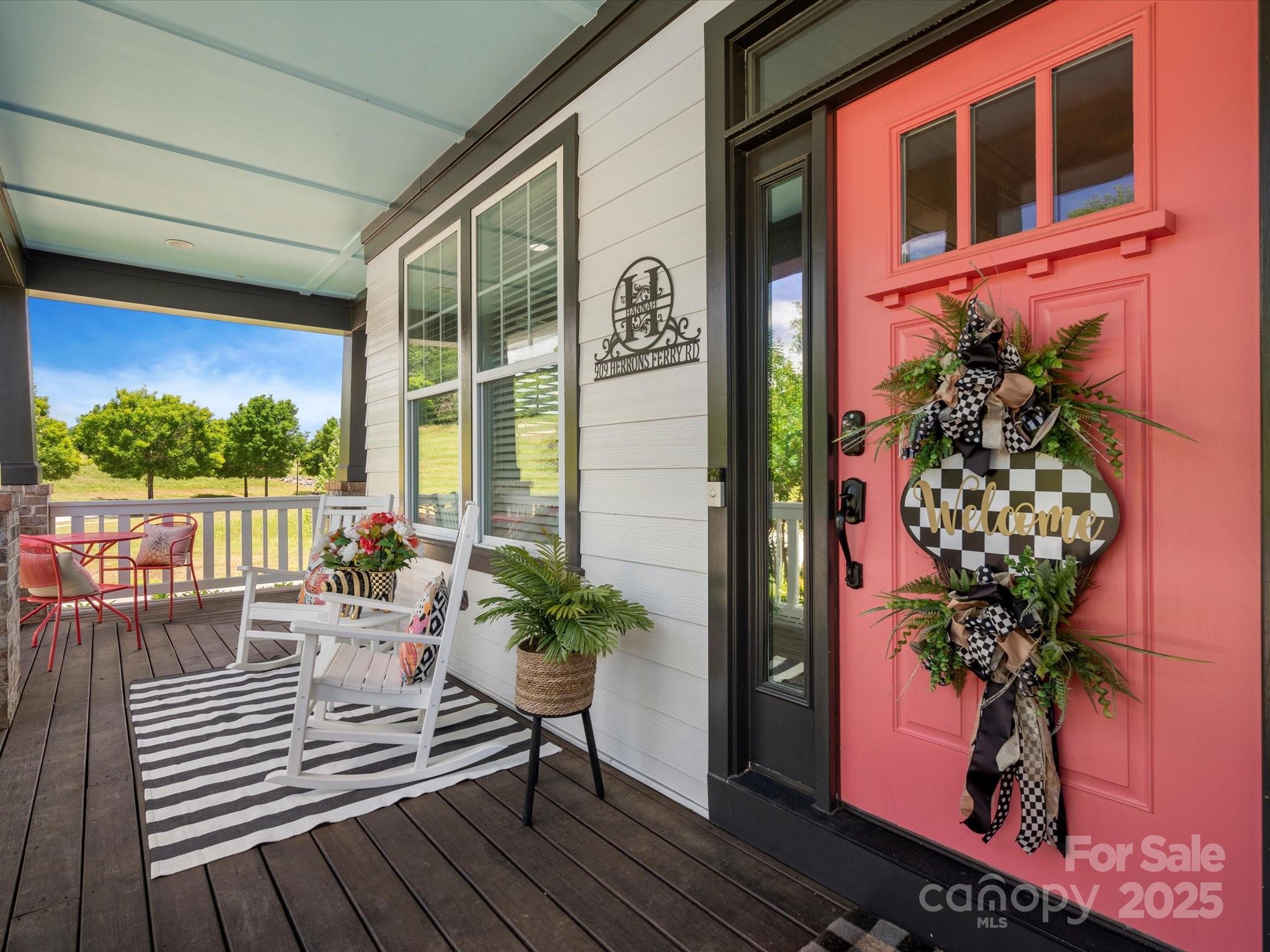 909 Herrons Ferry Road